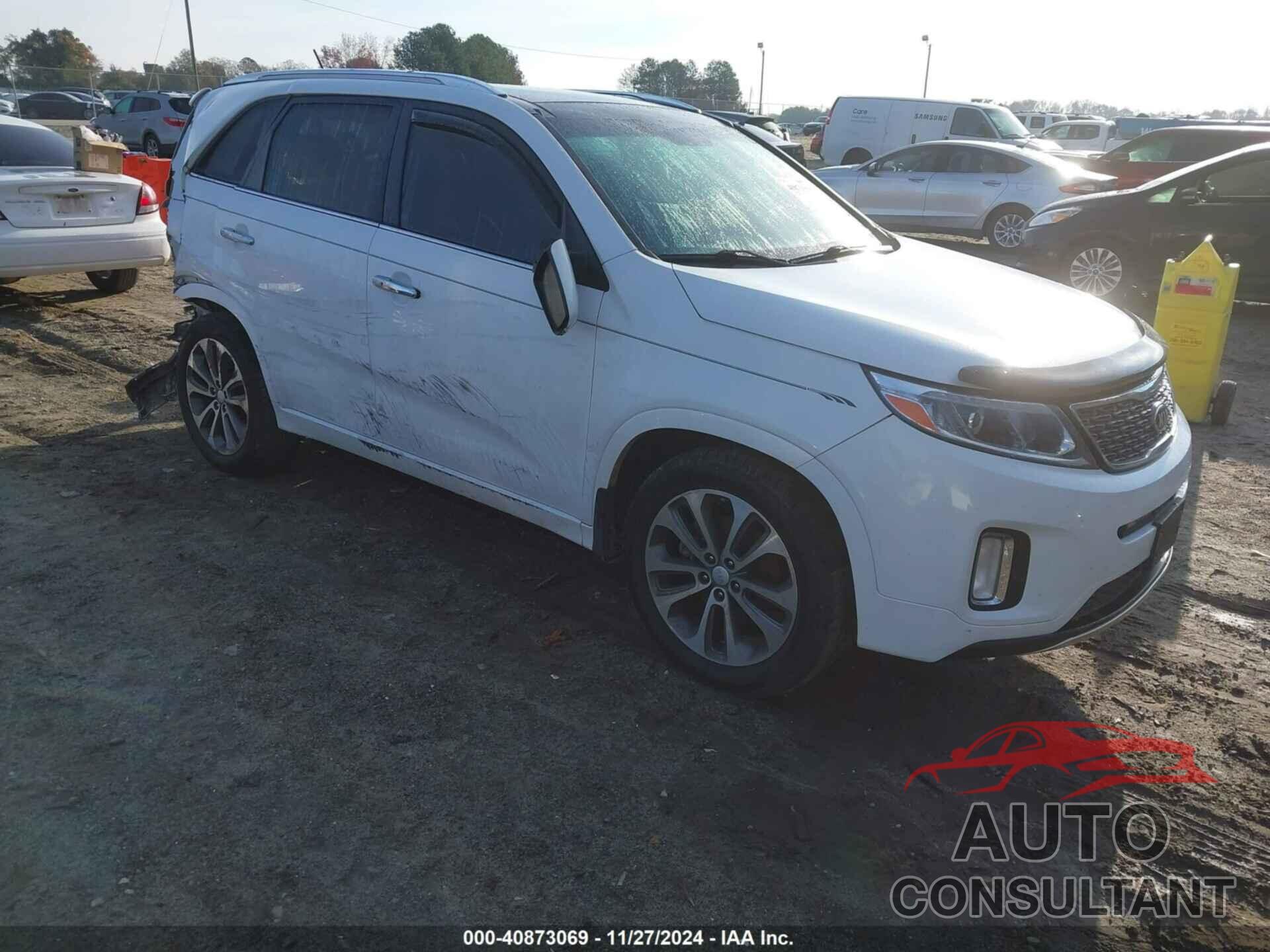 KIA SORENTO 2015 - 5XYKW4A79FG588588