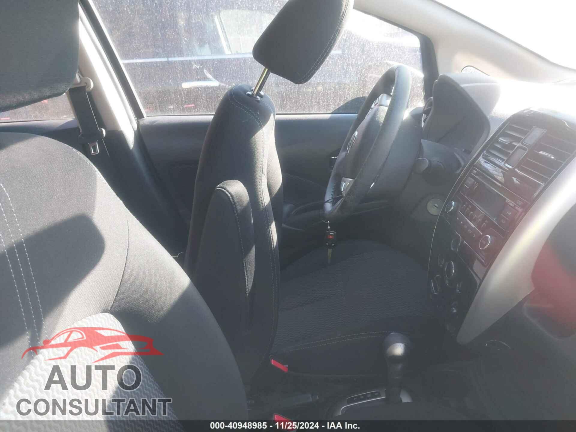 NISSAN VERSA NOTE 2015 - 3N1CE2CP3FL448394
