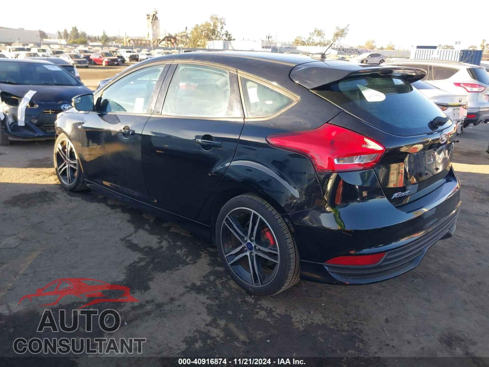 FORD FOCUS ST 2018 - 1FADP3L9XJL303835