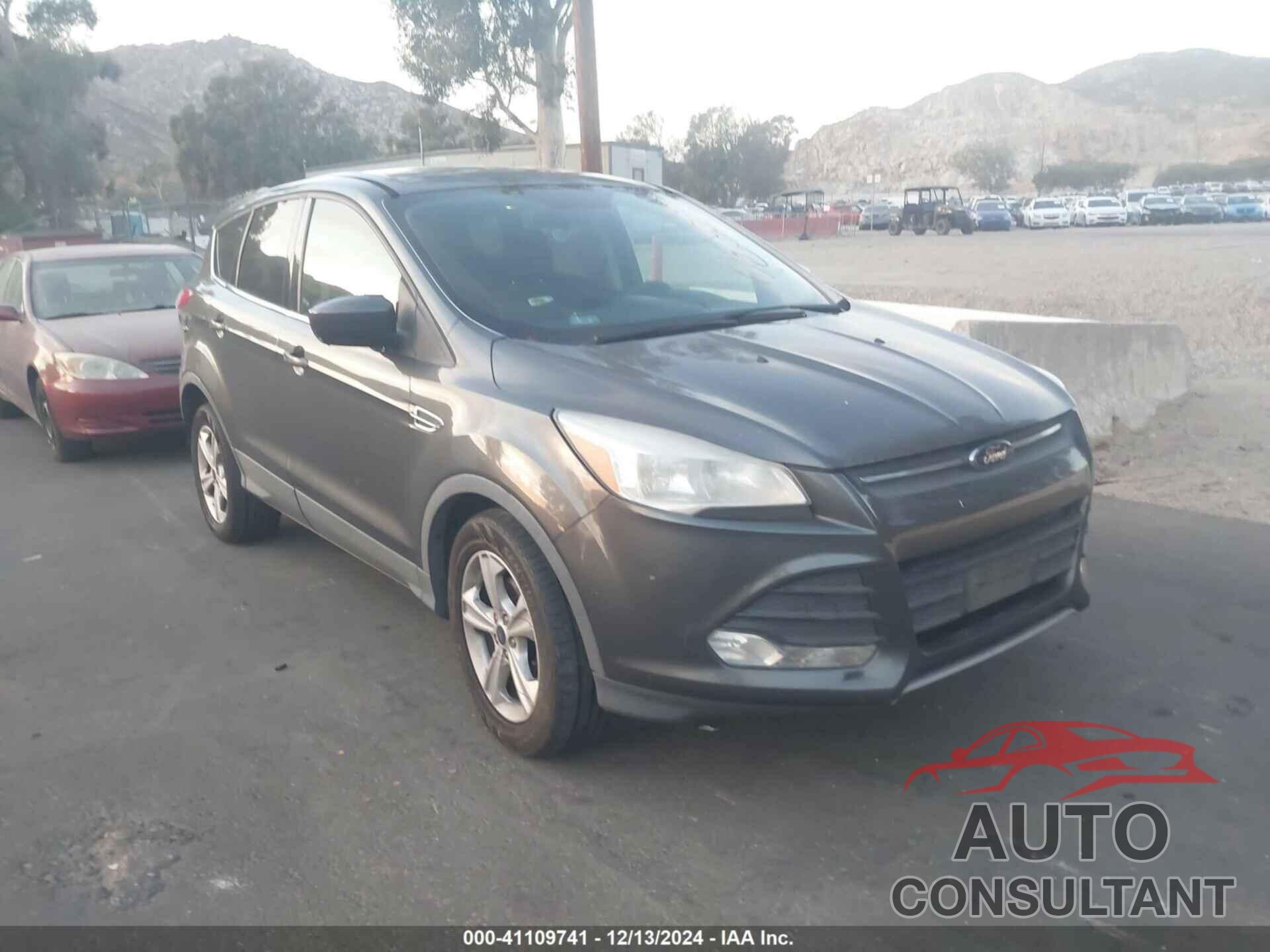 FORD ESCAPE 2016 - 1FMCU0G75GUB60541