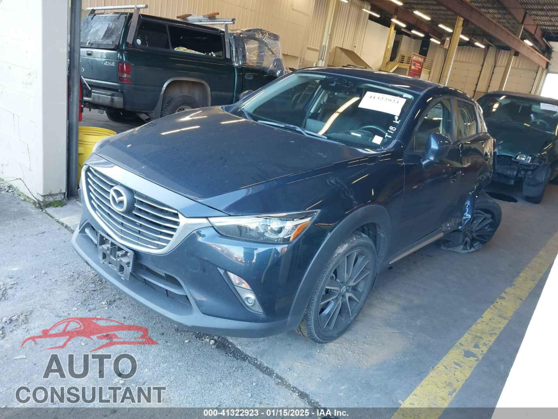 MAZDA CX-3 2018 - JM1DKFD77J0300612
