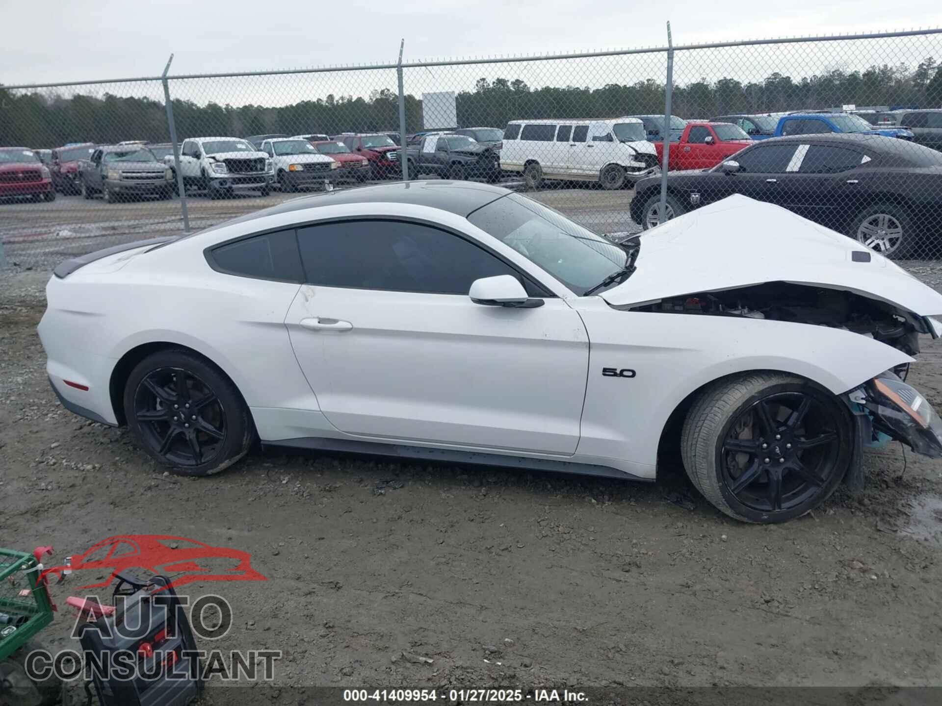 FORD MUSTANG 2020 - 1FA6P8CF3L5159340