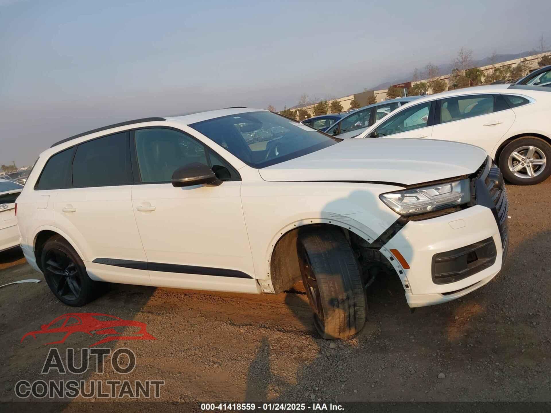 AUDI Q7 2018 - WA1VAAF76JD050936
