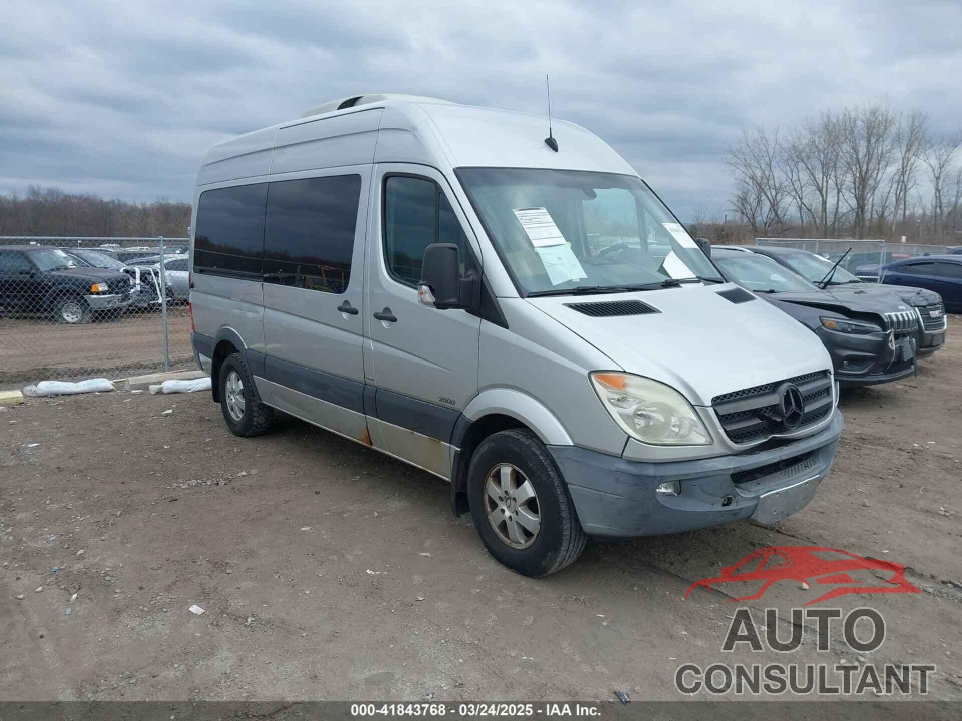 MERCEDES-BENZ SPRINTER WAGON 2500 2010 - WDZPE7CC9A5464133