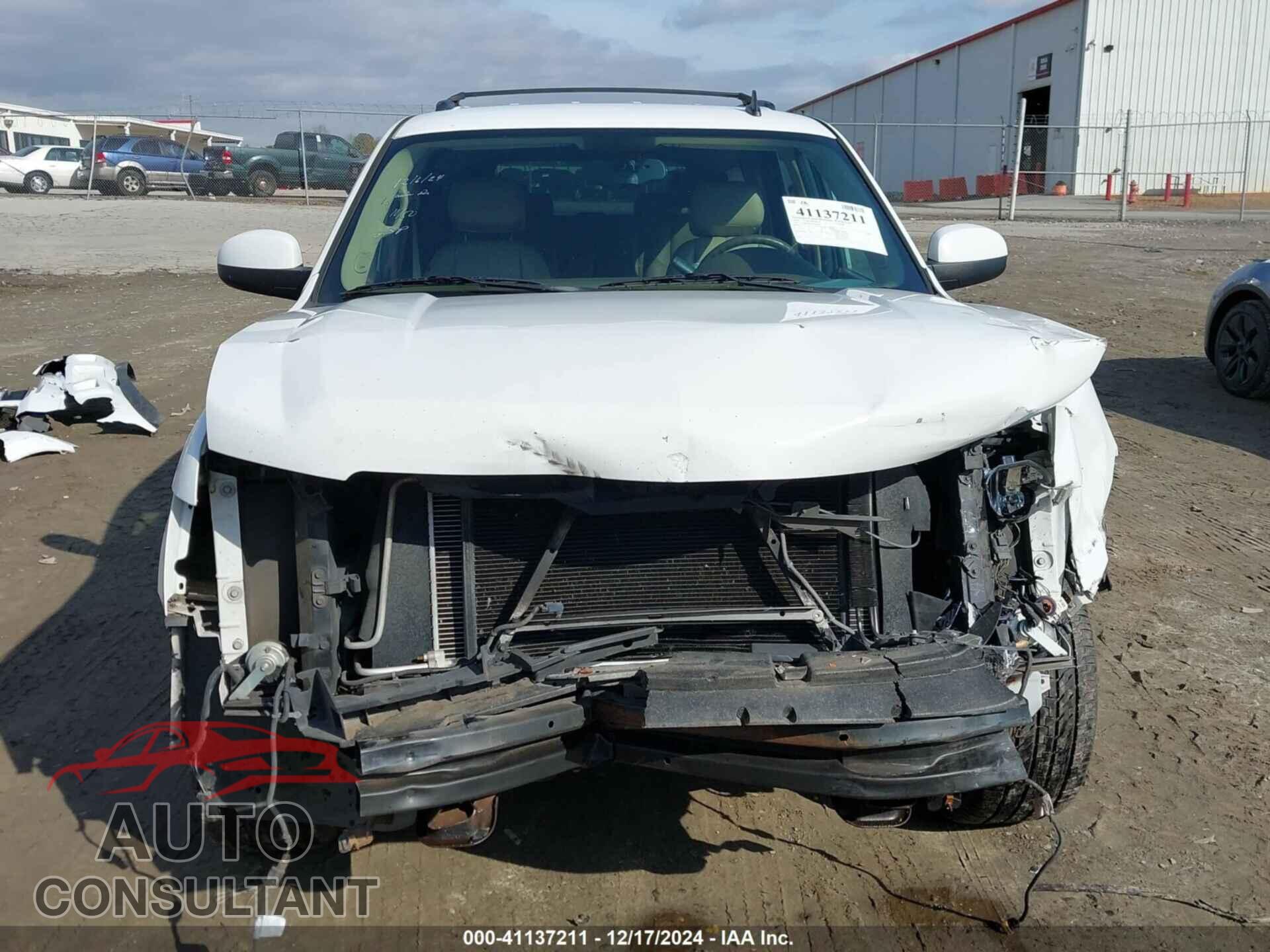 CHEVROLET TAHOE 2010 - 1GNMCBE37AR150456
