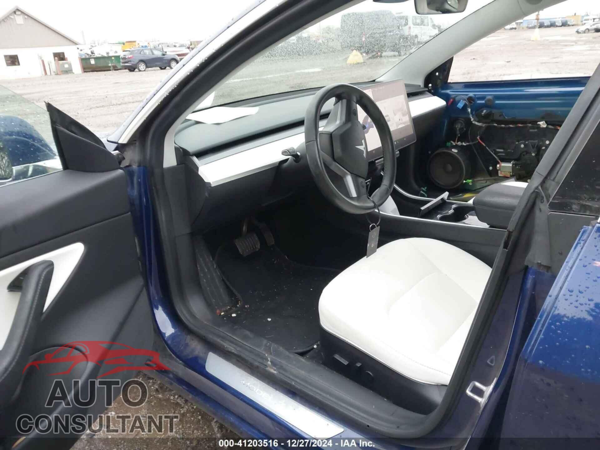 TESLA MODEL 3 2019 - 5YJ3E1EA6KF323642