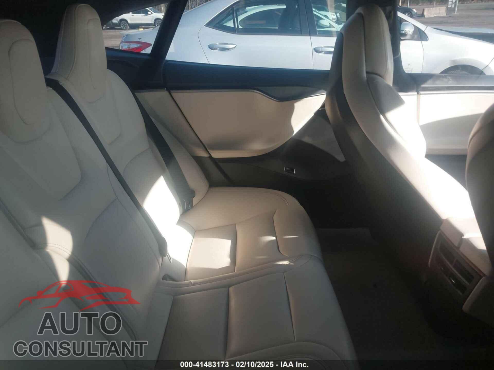 TESLA MODEL S 2019 - 5YJSA1E2XKF331744