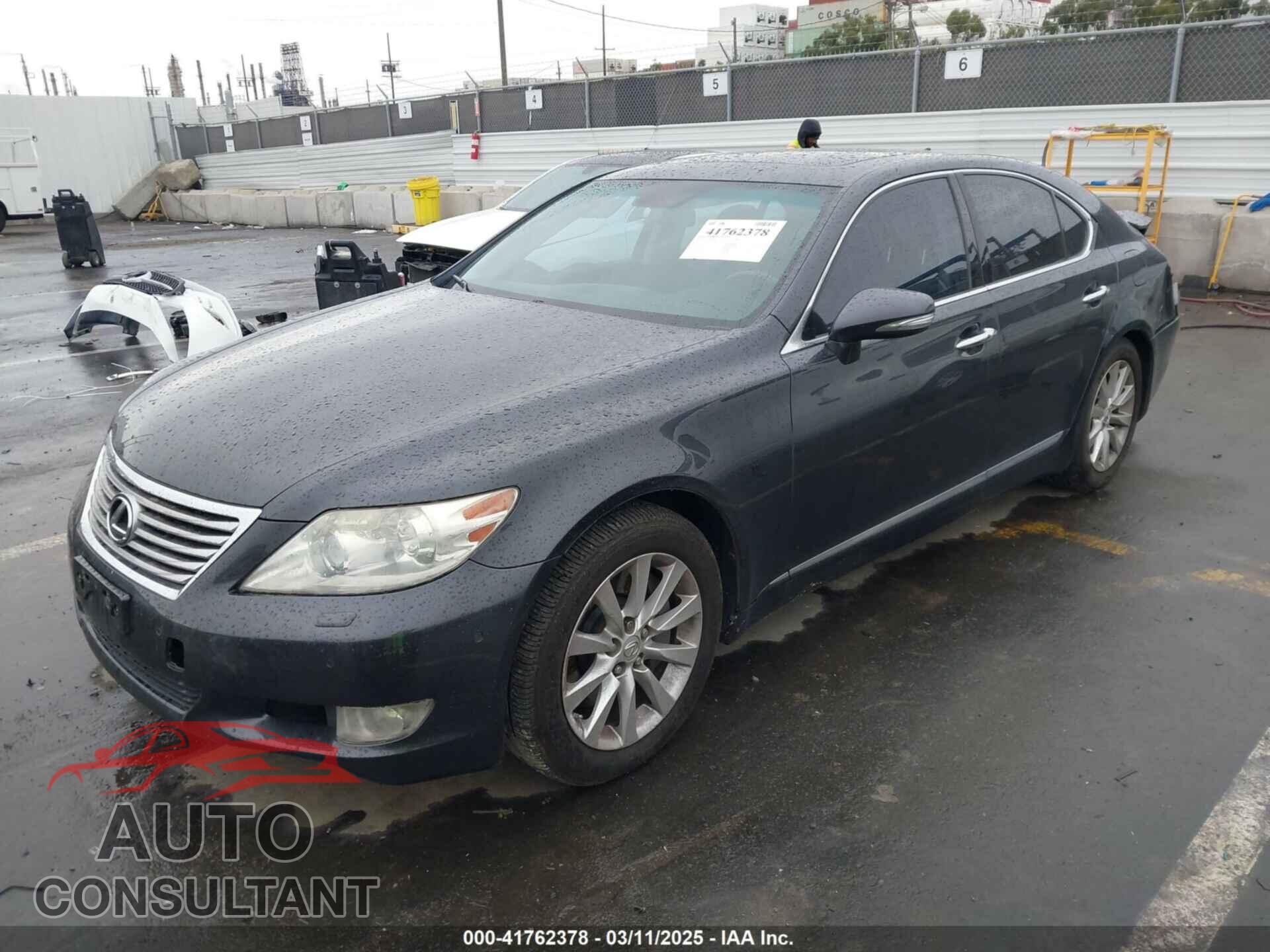 LEXUS LS 460 2010 - JTHCL5EF2A5007842