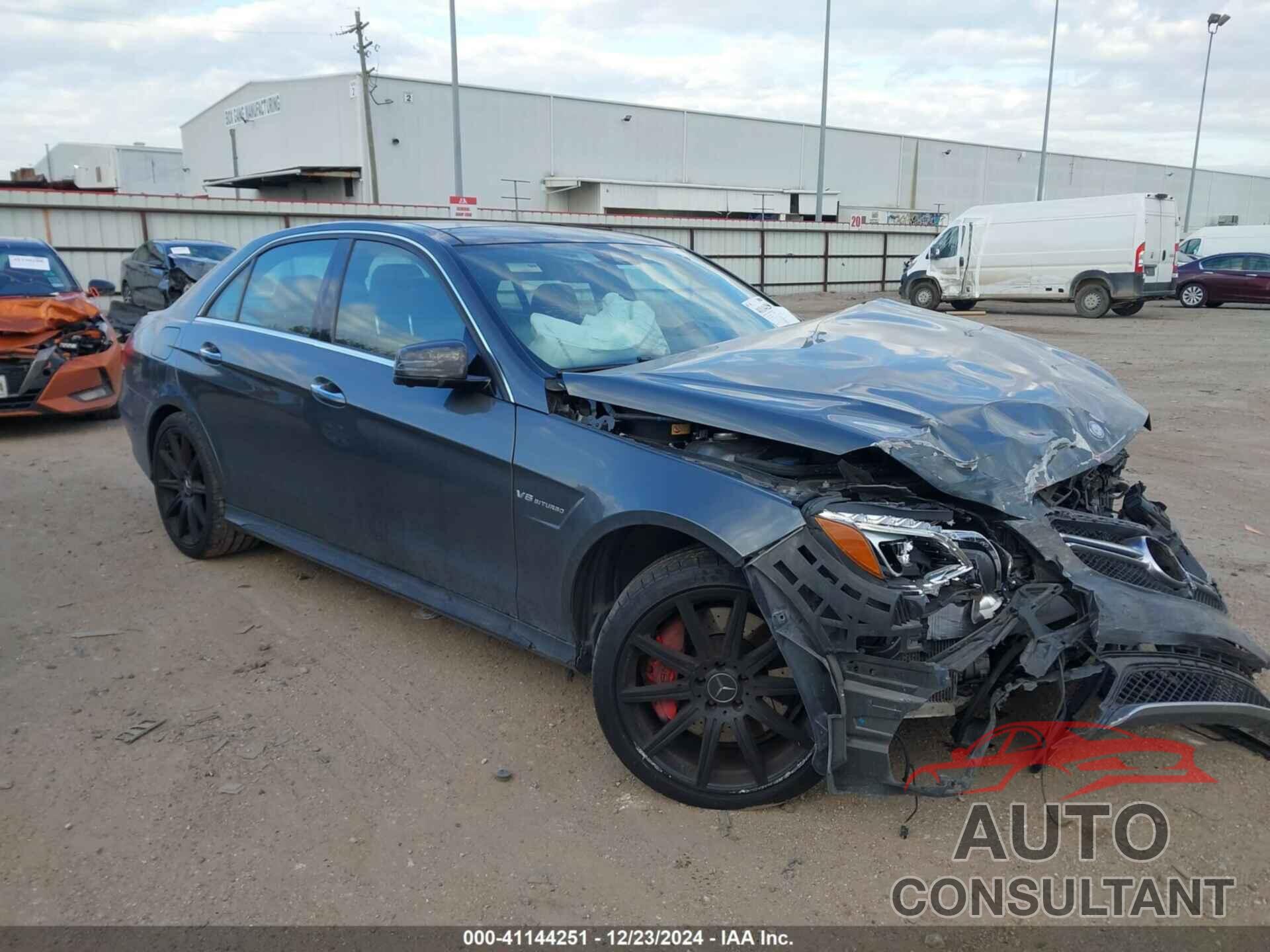 MERCEDES-BENZ E 63 AMG 2015 - WDDHF7GBXFB136897