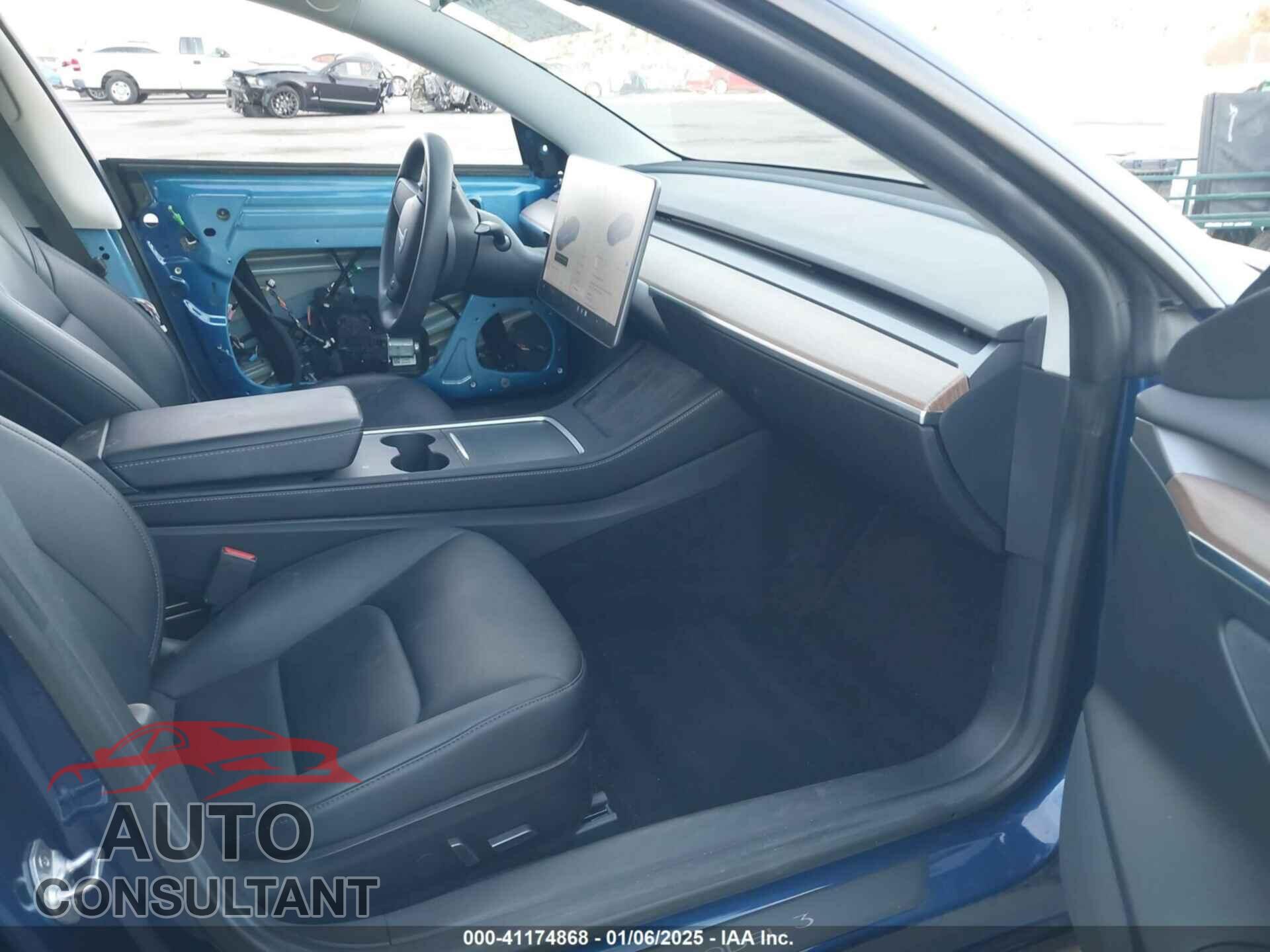 TESLA MODEL 3 2021 - 5YJ3E1EA0MF073883