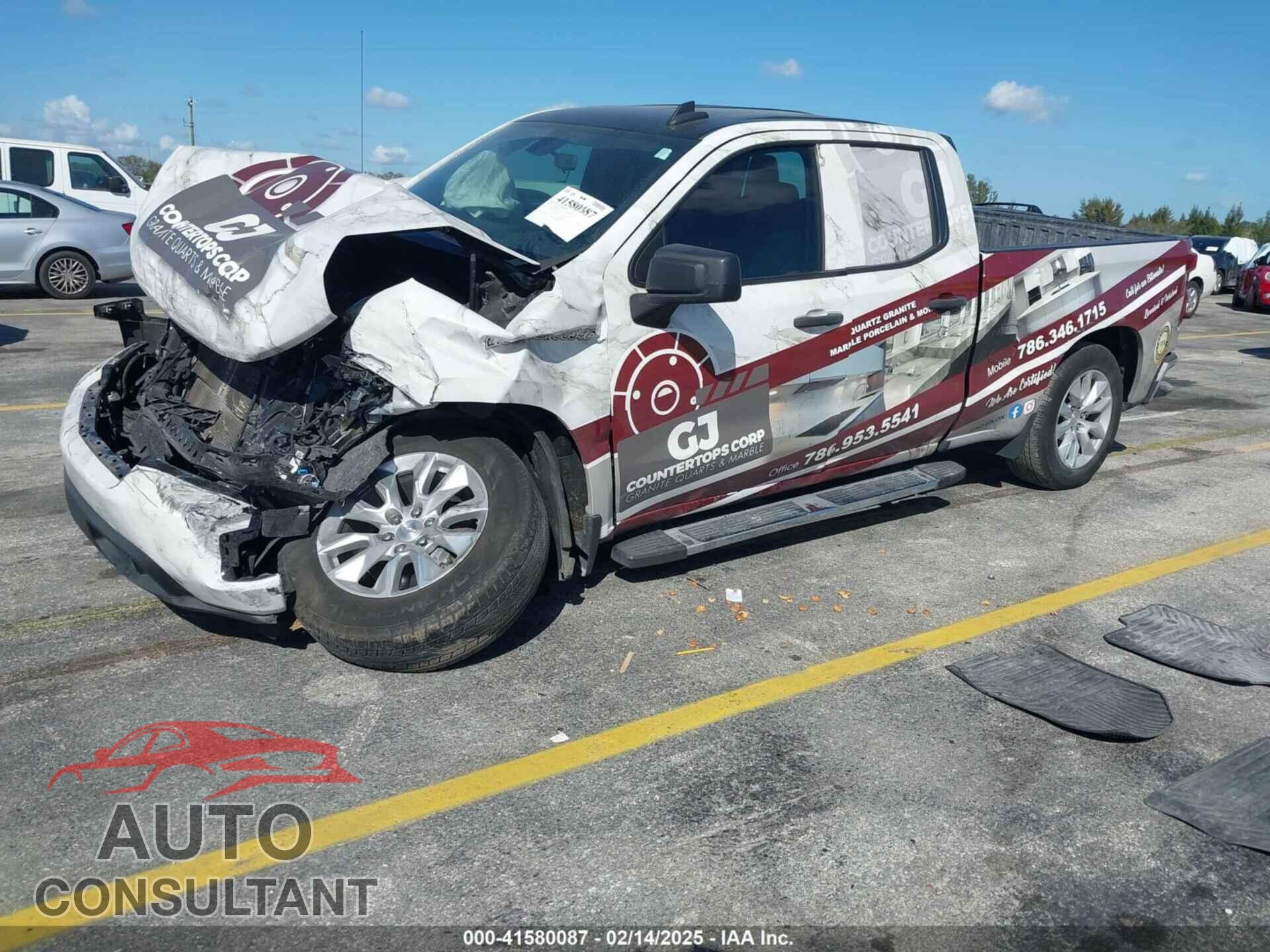 CHEVROLET SILVERADO 1500 2019 - 1GCRWBEH5KZ301281