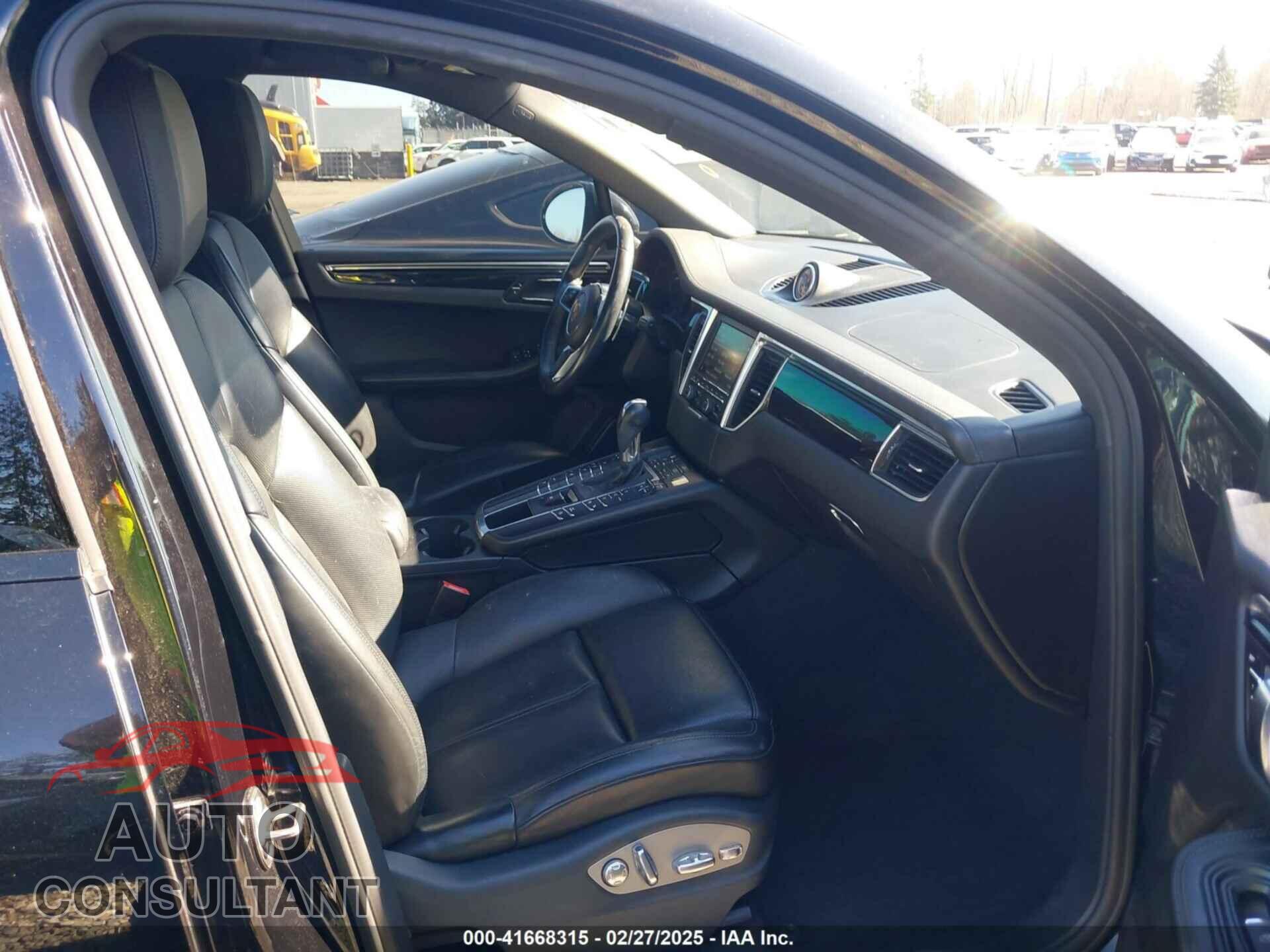 PORSCHE MACAN 2016 - WP1AB2A56GLB45054
