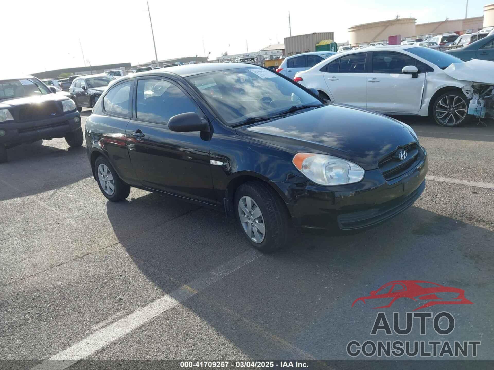 HYUNDAI ACCENT 2009 - KMHCM36C89U118965