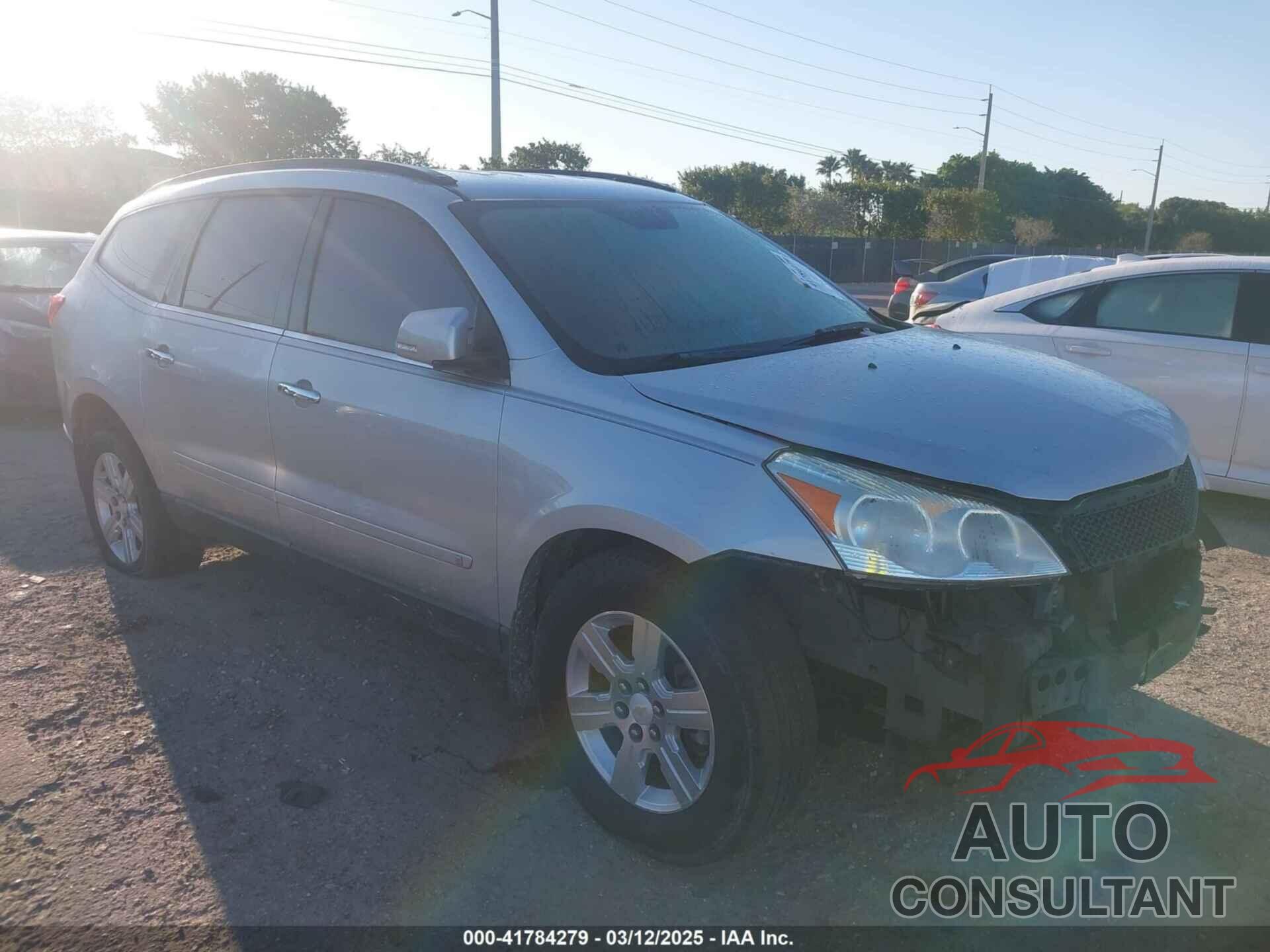CHEVROLET TRAVERSE 2010 - 1GNLRFED8AS124001