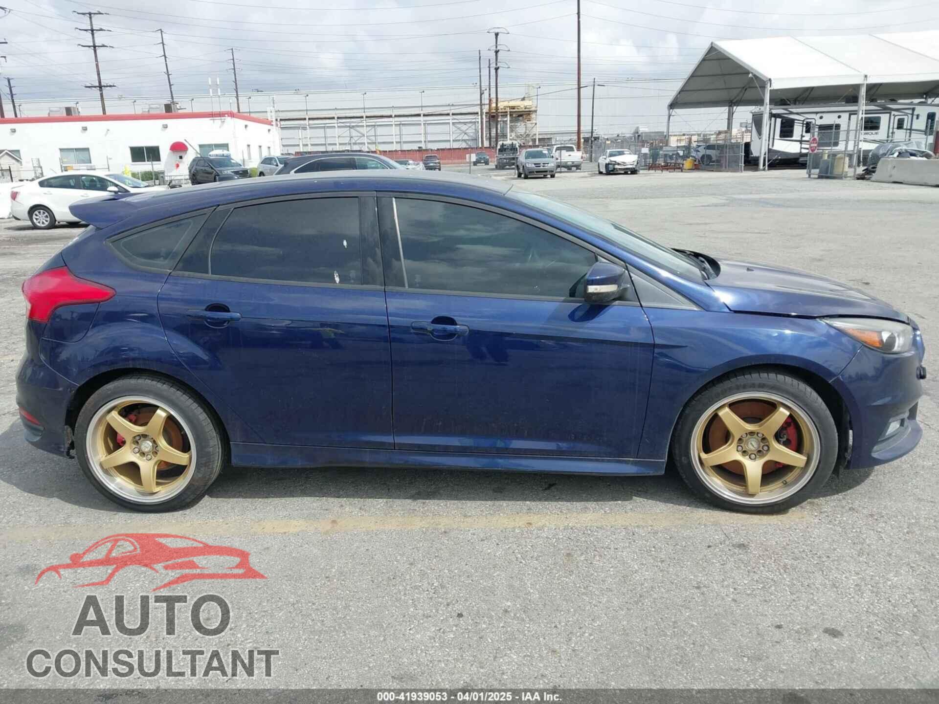 FORD FOCUS ST 2016 - 1FADP3L99GL213049