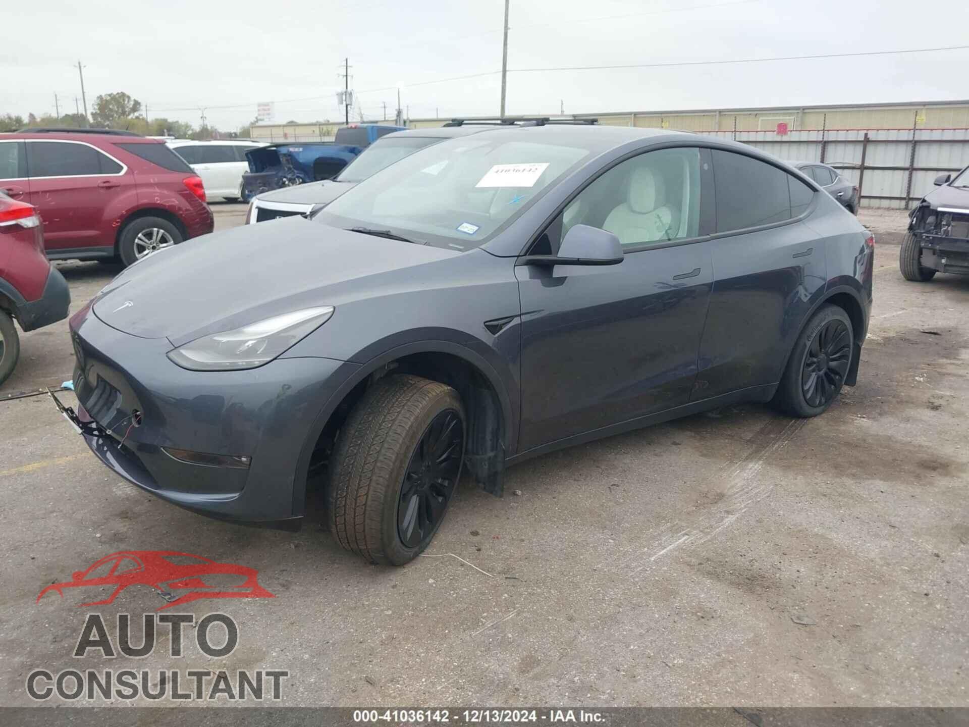 TESLA MODEL Y 2023 - 7SAYGDEE2PF687541