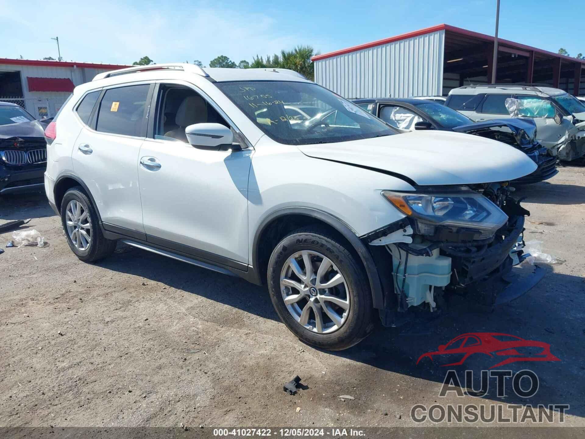 NISSAN ROGUE 2017 - KNMAT2MT8HP543370