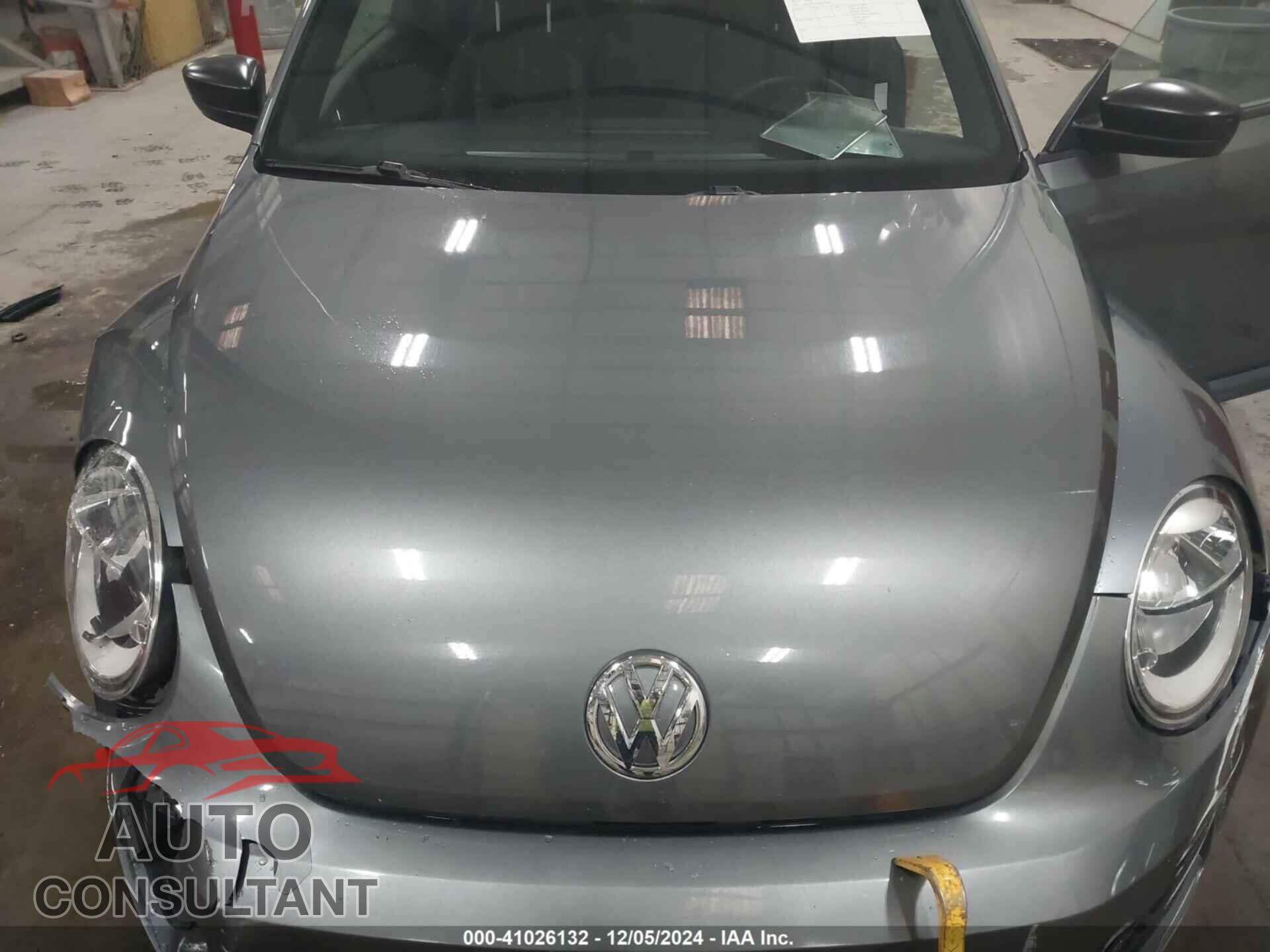 VOLKSWAGEN BEETLE 2017 - 3VWF17AT6HM627476