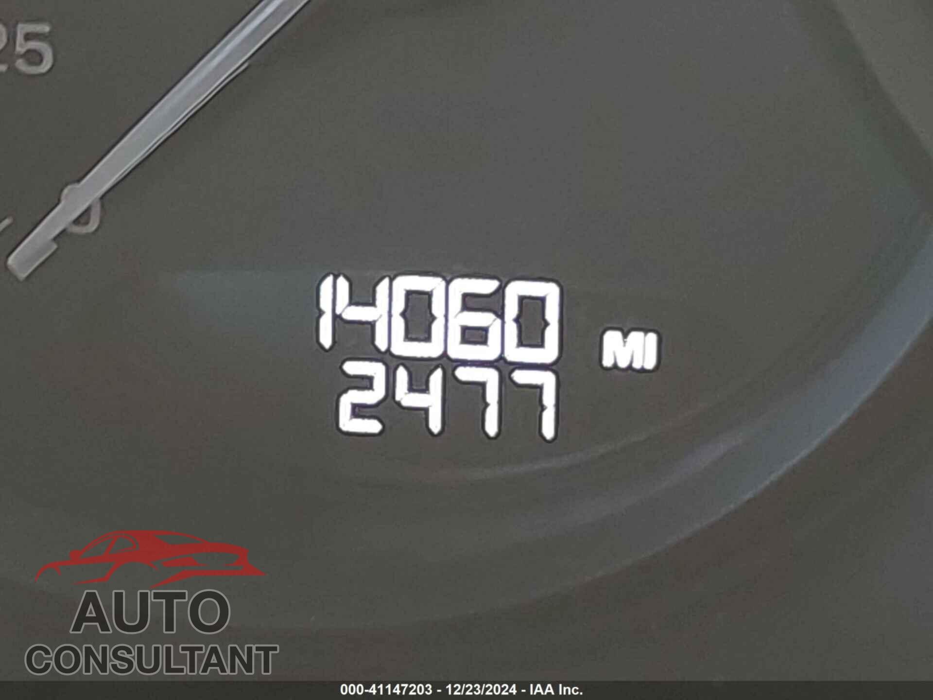 PORSCHE MACAN 2023 - WP1AA2A5XPLB06972