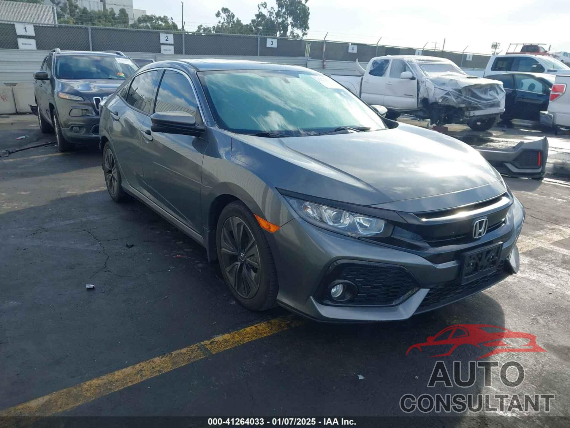 HONDA CIVIC 2018 - SHHFK7H55JU405057