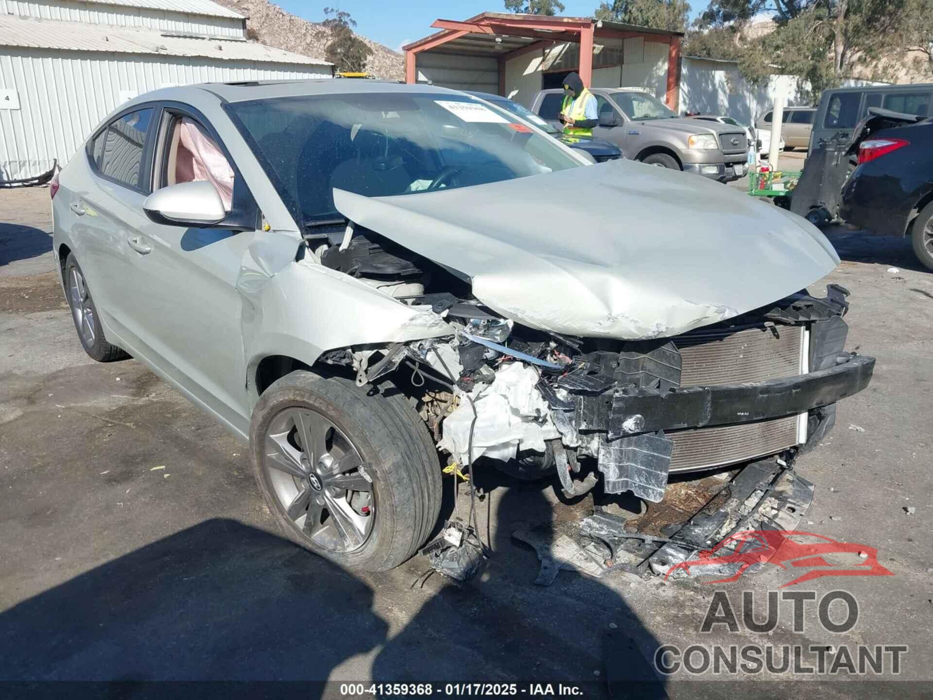 HYUNDAI ELANTRA 2017 - KMHD84LF1HU250445