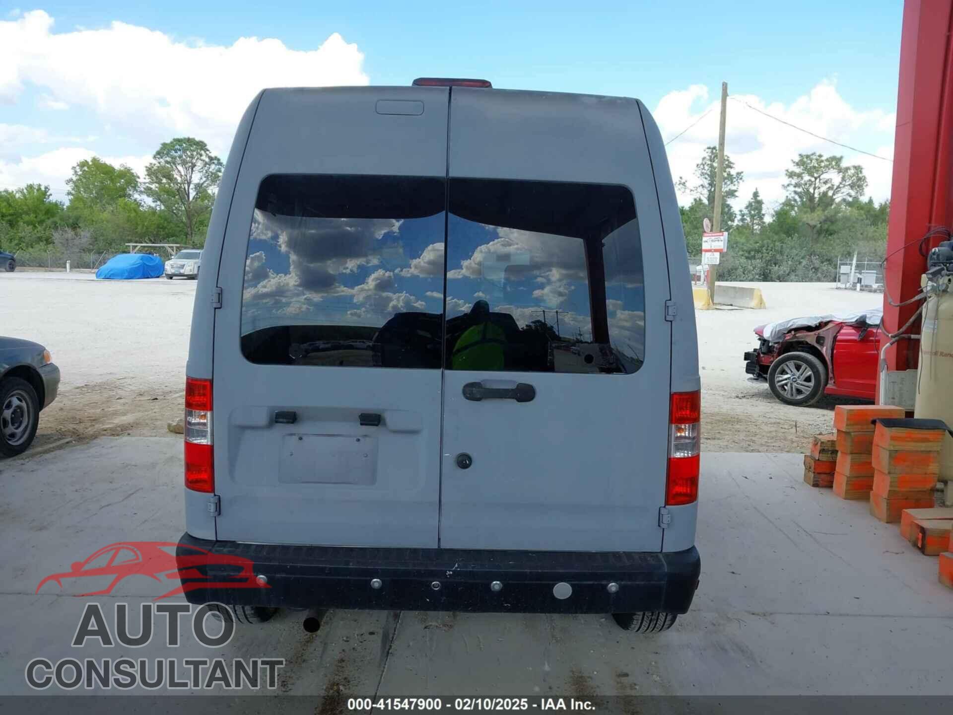 FORD TRANSIT CONNECT 2011 - NM0LS7DN4BT062957