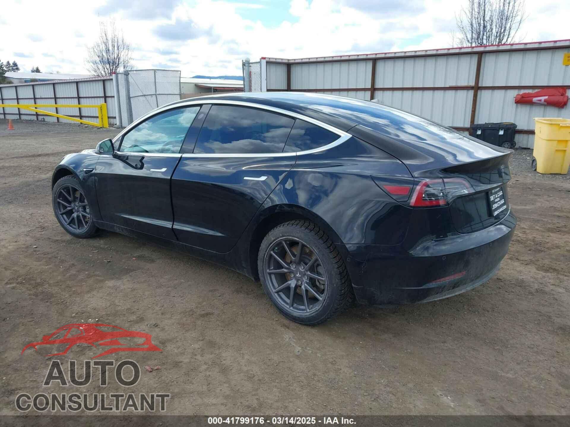 TESLA MODEL 3 2019 - 5YJ3E1EA3KF304286