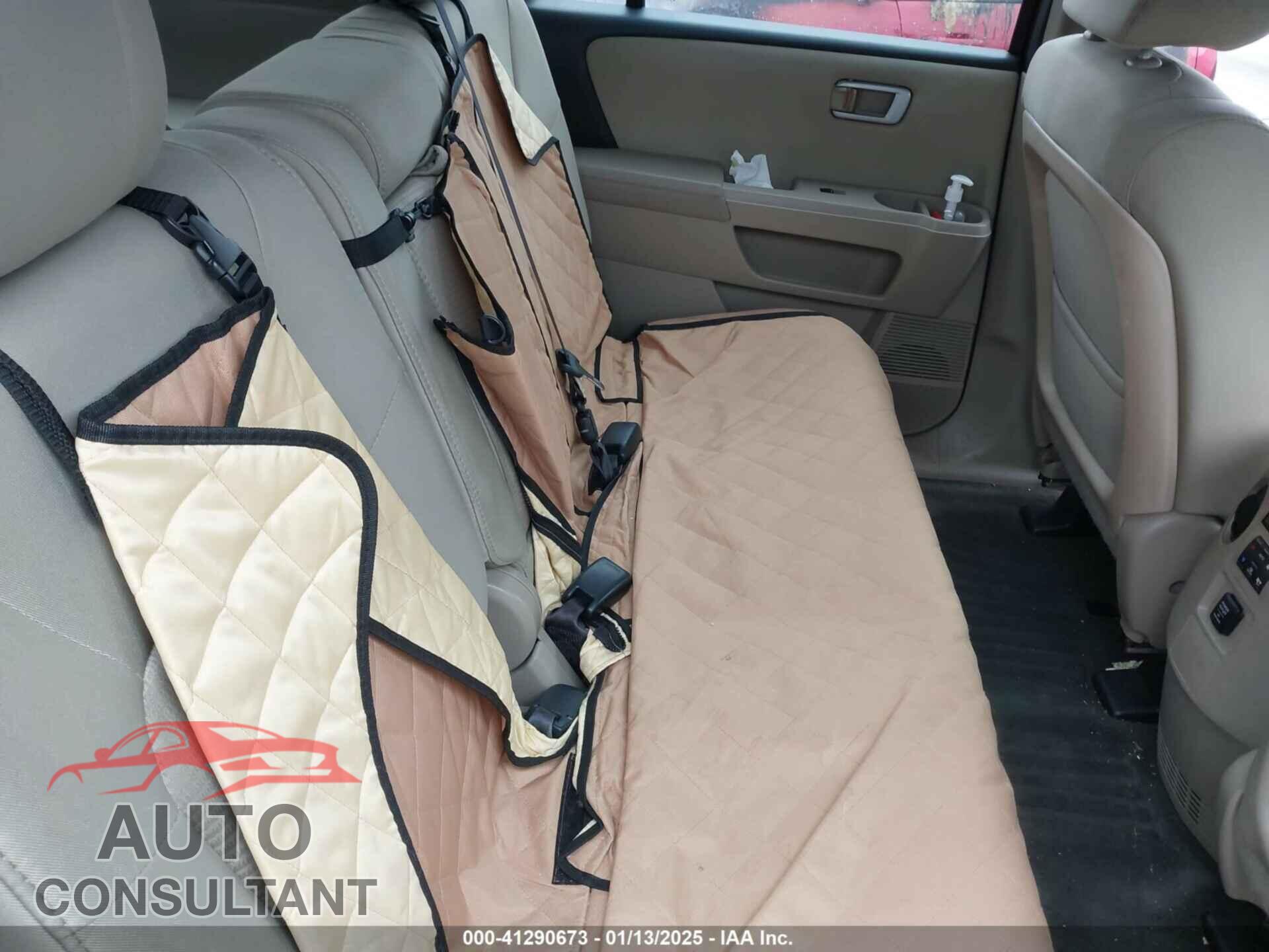 HONDA PILOT 2015 - 5FNYF4H25FB068626