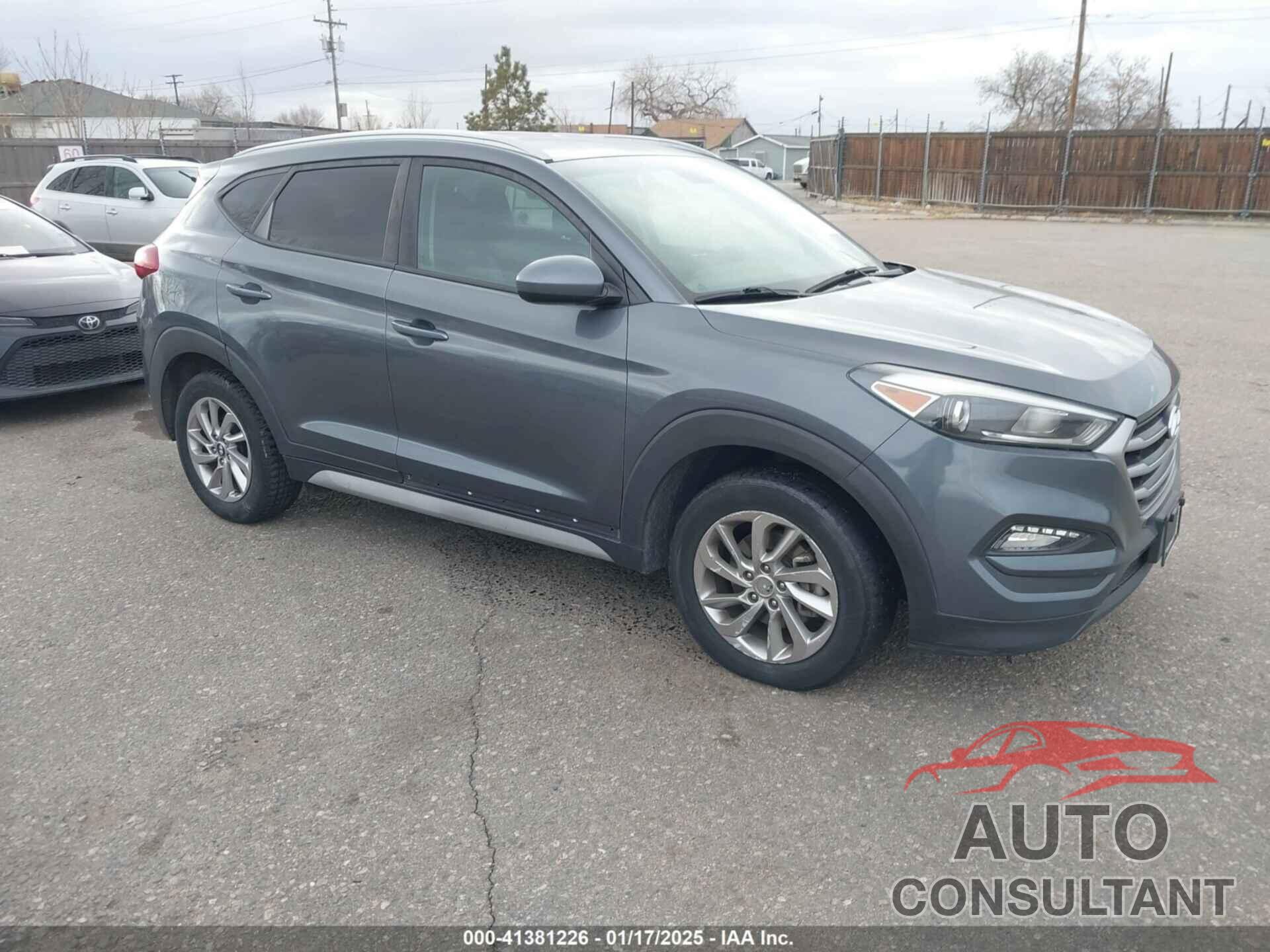 HYUNDAI TUCSON 2018 - KM8J3CA49JU736018