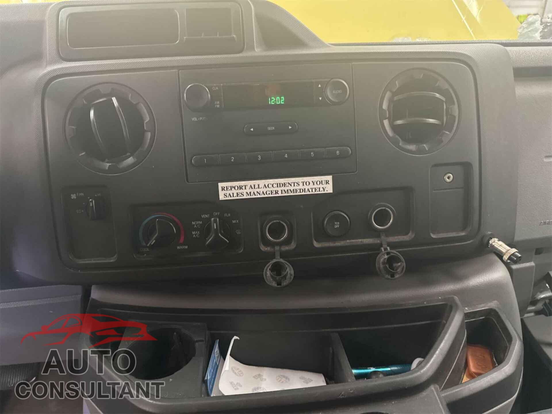 FORD E-450 CUTAWAY 2018 - 1FDXE4FS3JDC33294