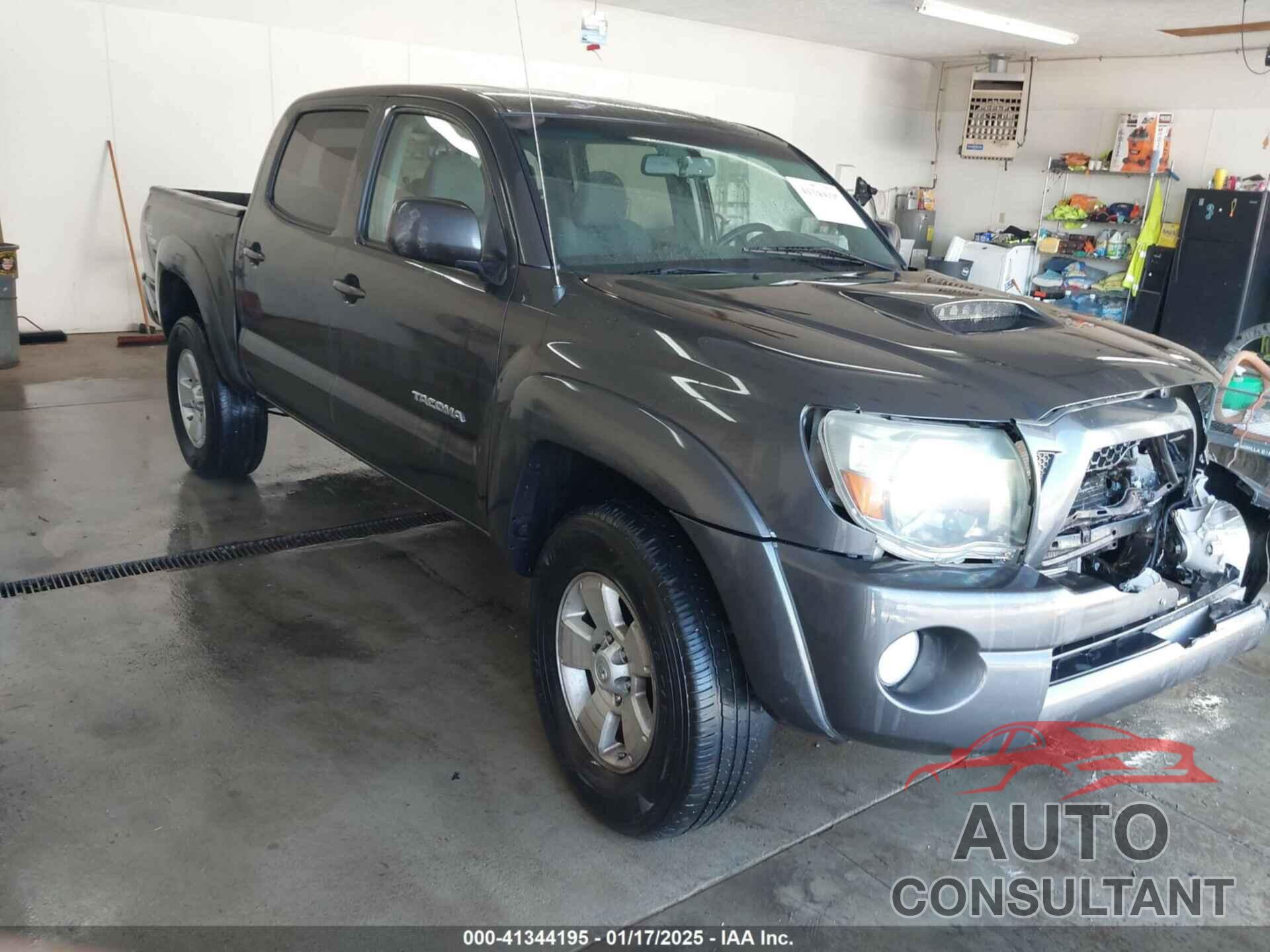 TOYOTA TACOMA 2011 - 3TMLU4EN1BM067073
