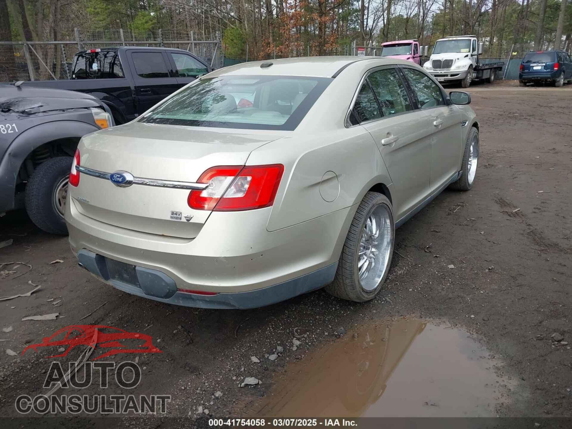 FORD TAURUS 2011 - 1FAHP2EW4BG147591