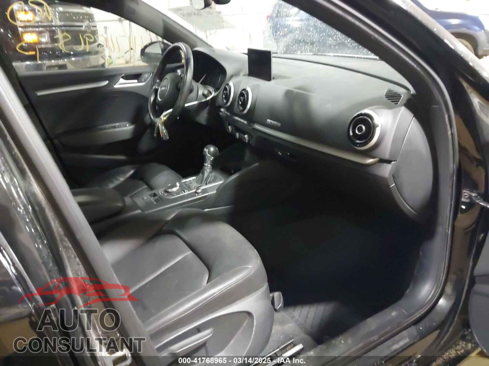 AUDI A3 2016 - WAUB8GFF1G1070811