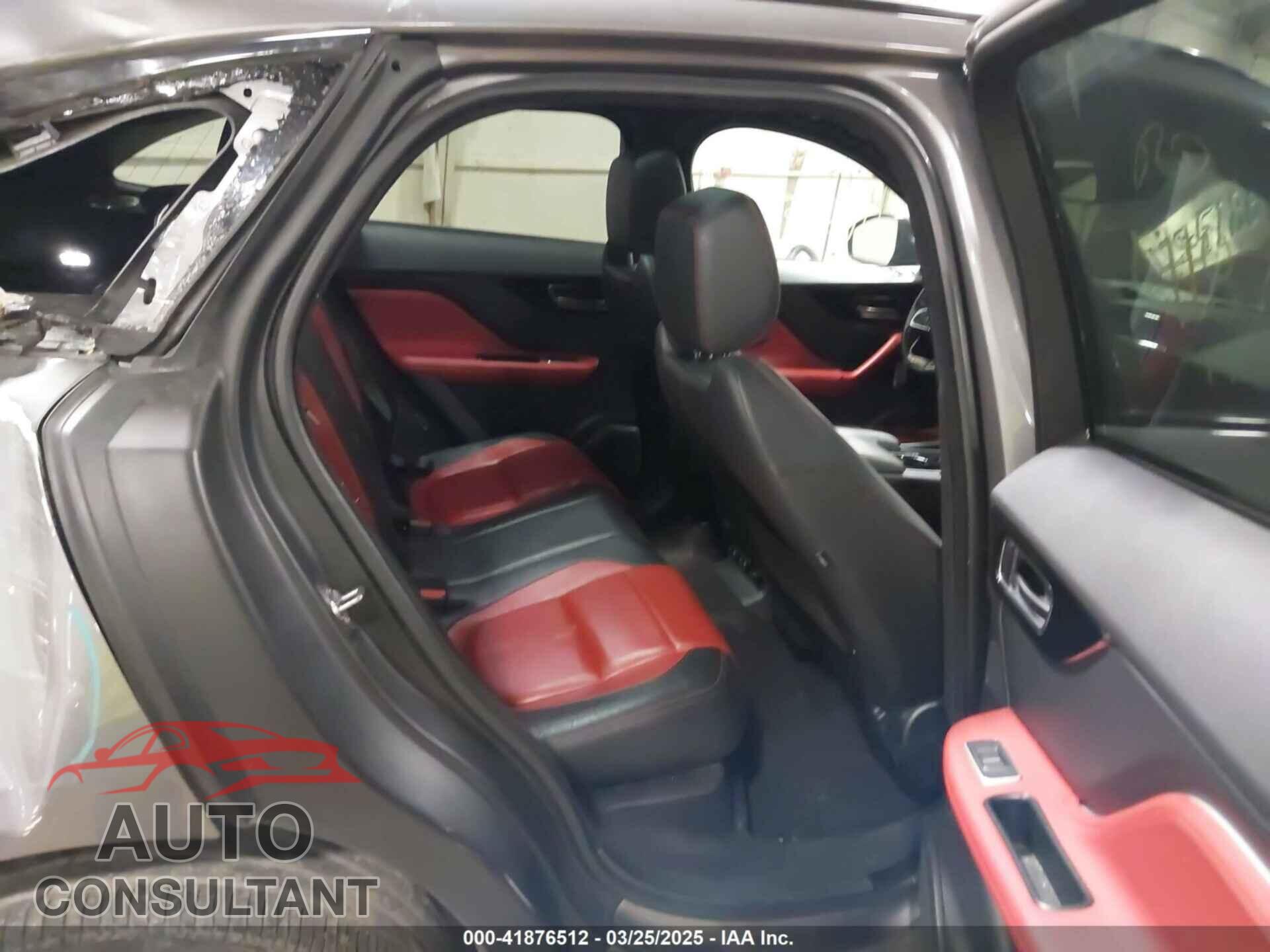 JAGUAR F-PACE 2017 - SADCL2BVXHA093130