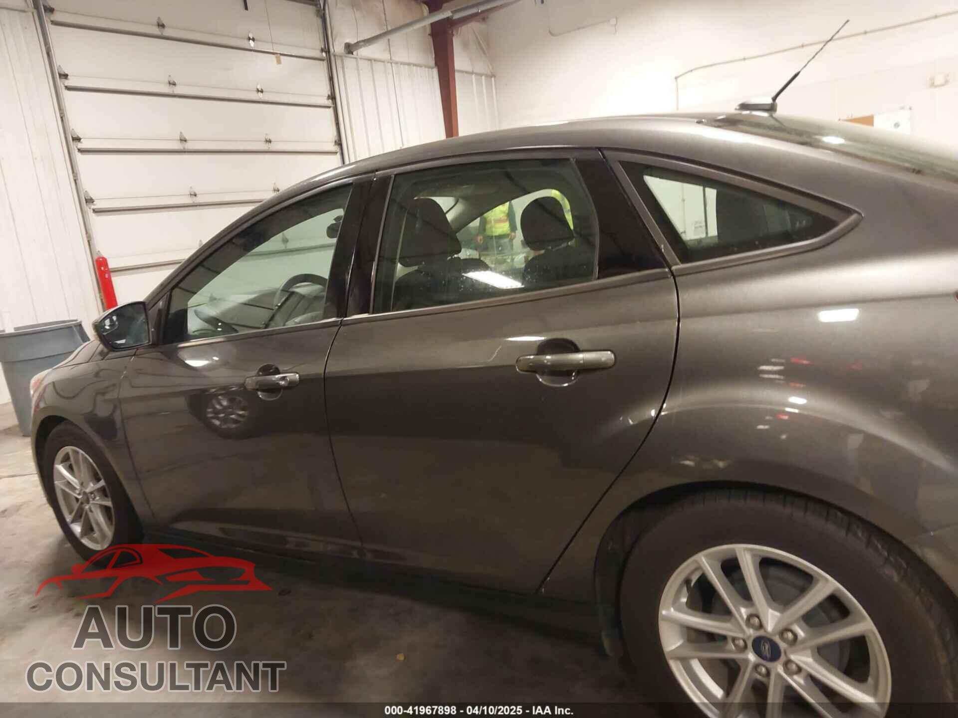 FORD FOCUS 2016 - 1FADP3F2XGL335580