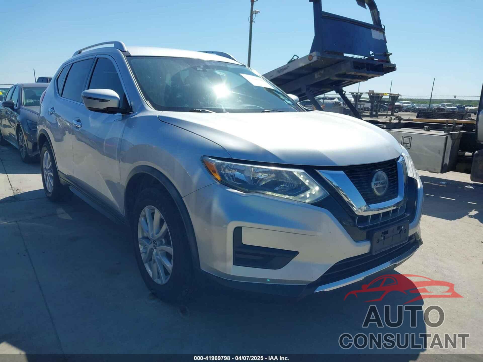 NISSAN ROGUE 2019 - KNMAT2MT6KP539096