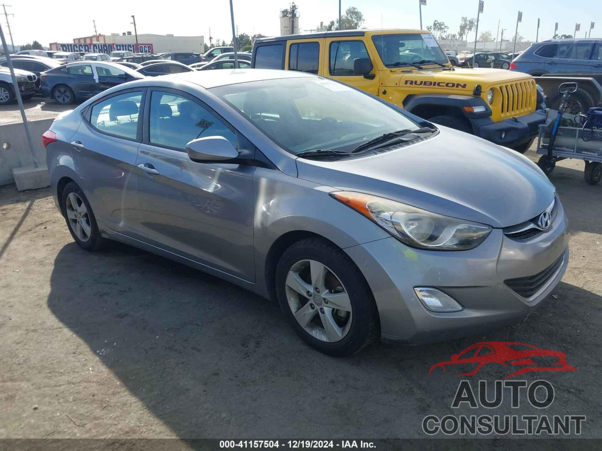 HYUNDAI ELANTRA 2013 - KMHDH4AE5DU891425