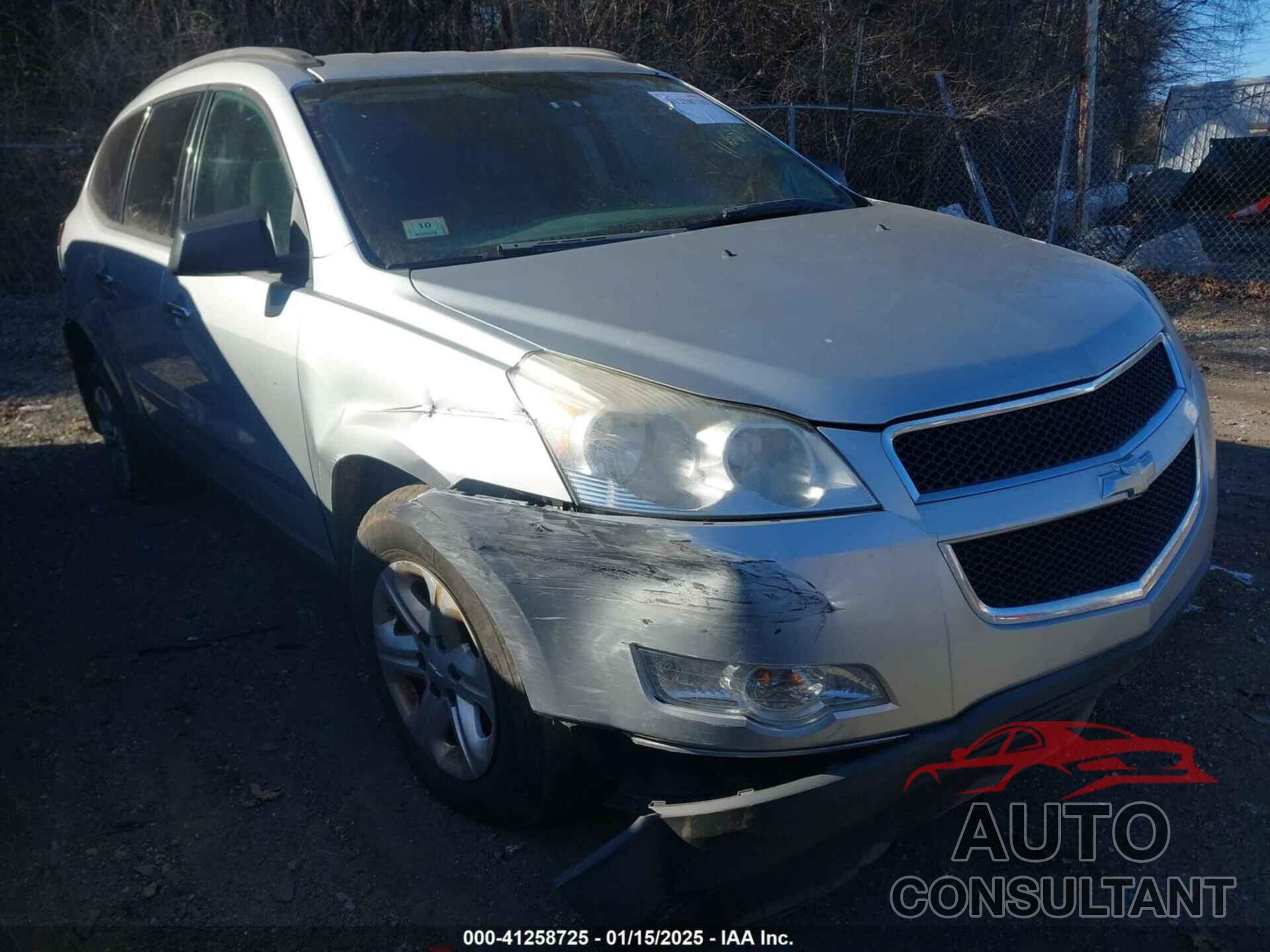 CHEVROLET TRAVERSE 2011 - 1GNKVEED0BJ101448