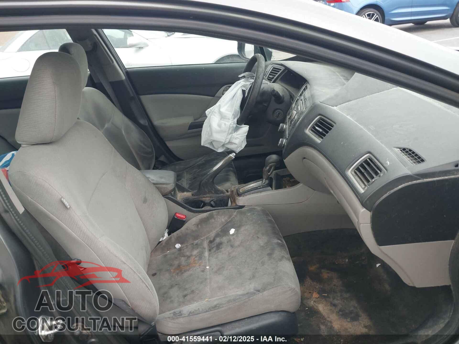 HONDA CIVIC 2013 - 19XFB2F50DE212073