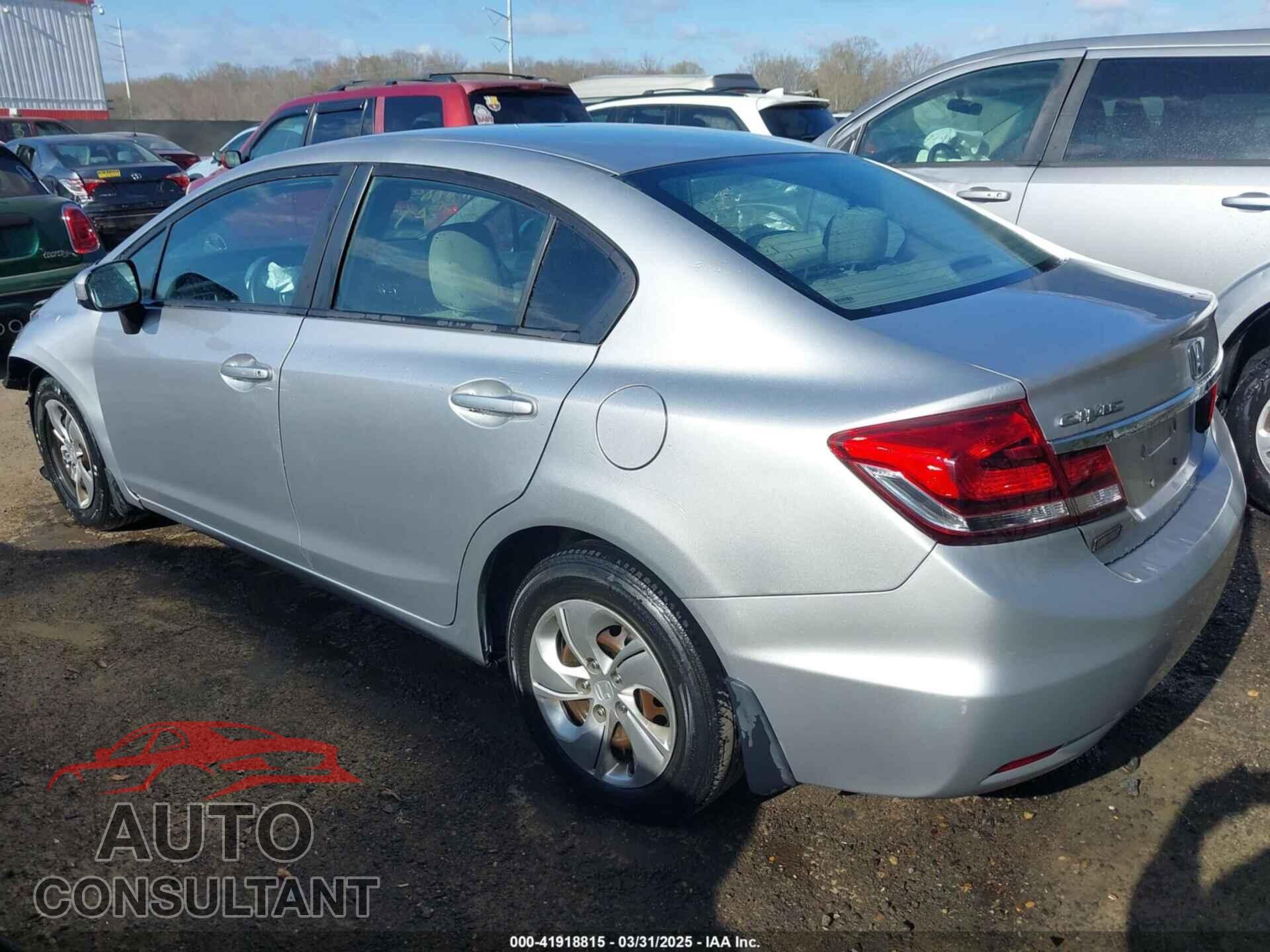 HONDA CIVIC 2015 - 19XFB2F53FE008578