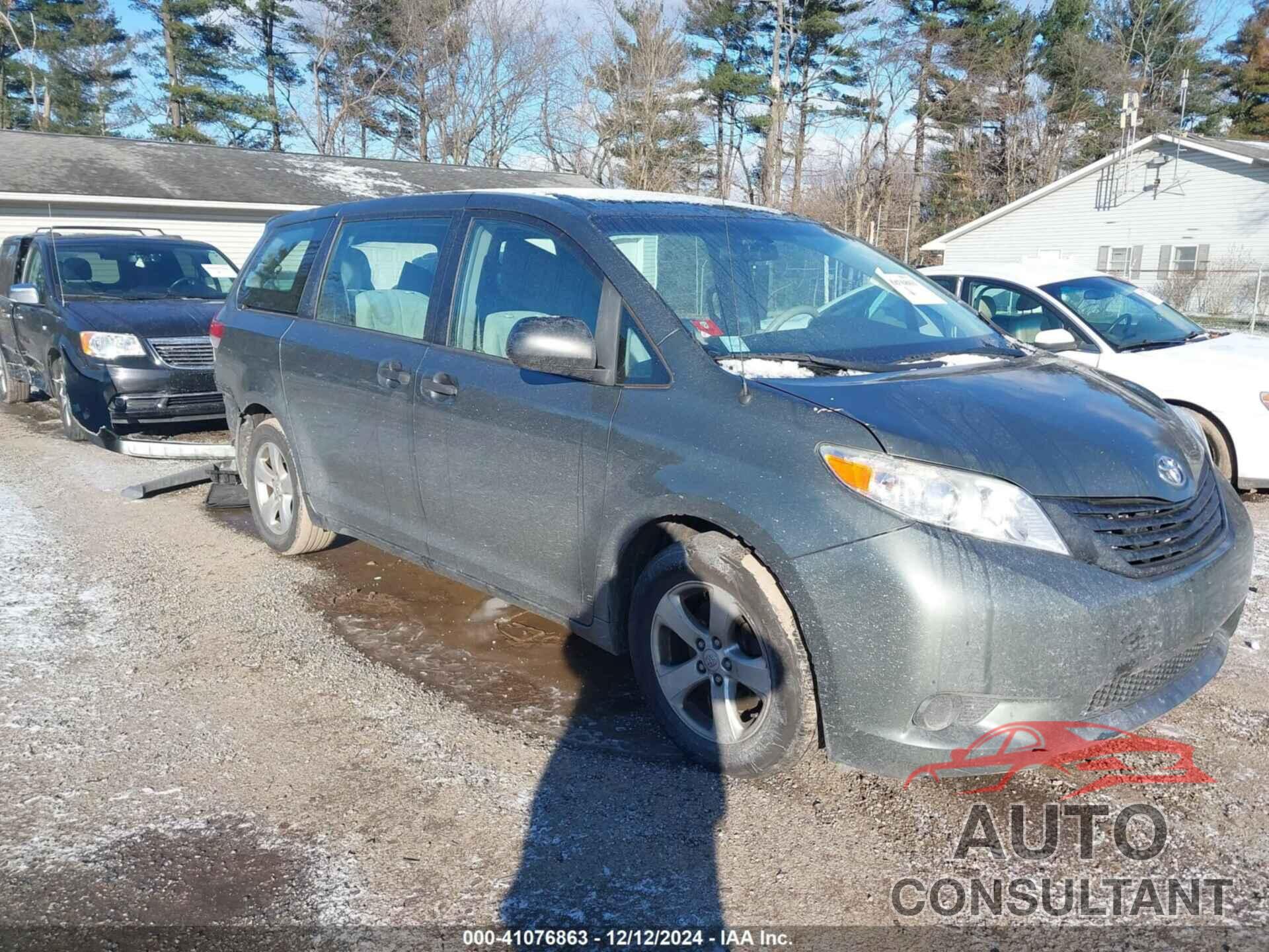 TOYOTA SIENNA 2014 - 5TDZK3DC7ES514505