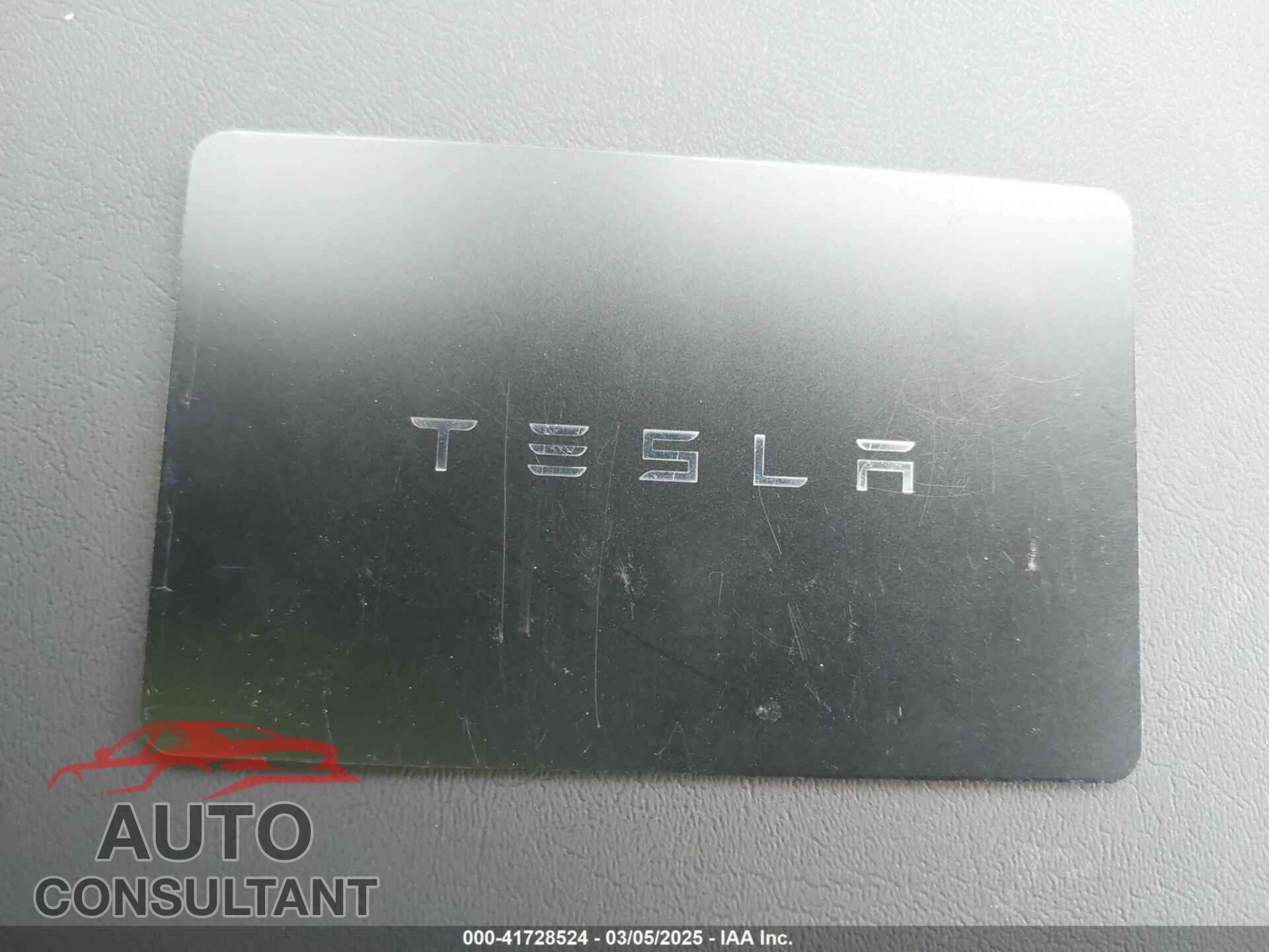 TESLA MODEL 3 2023 - 5YJ3E1EA5PF400492