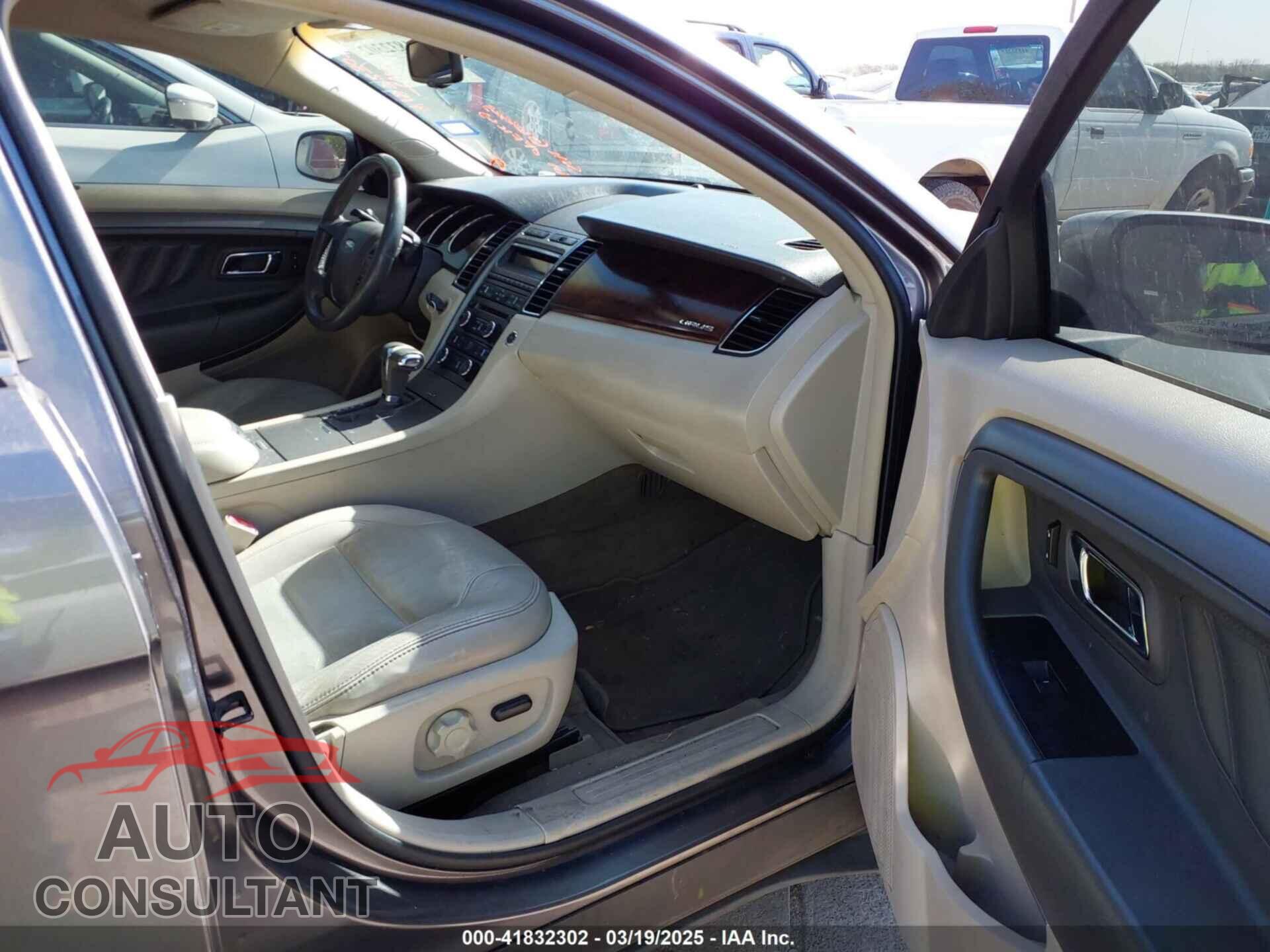 FORD TAURUS 2011 - 1FAHP2EW4BG183541