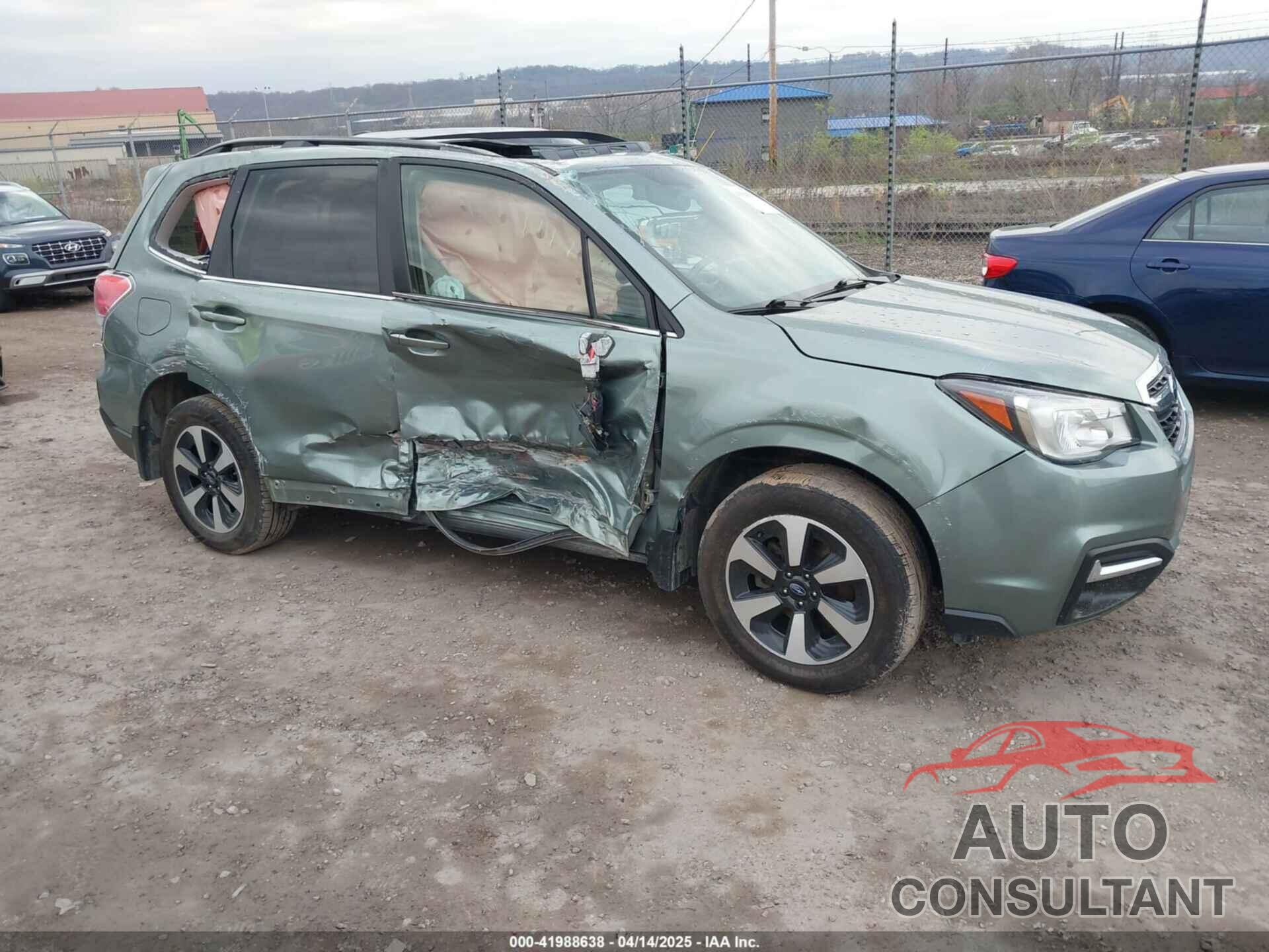 SUBARU FORESTER 2017 - JF2SJALC3HH417998