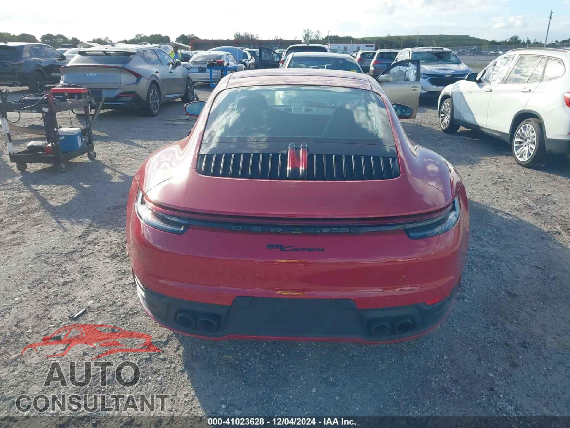 PORSCHE 911 2021 - WP0AA2A99MS205210