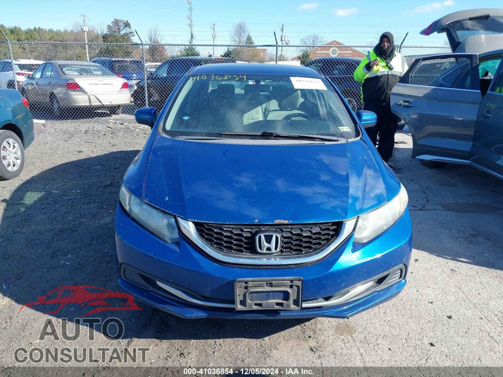 HONDA CIVIC 2014 - 2HGFB2F57EH559357