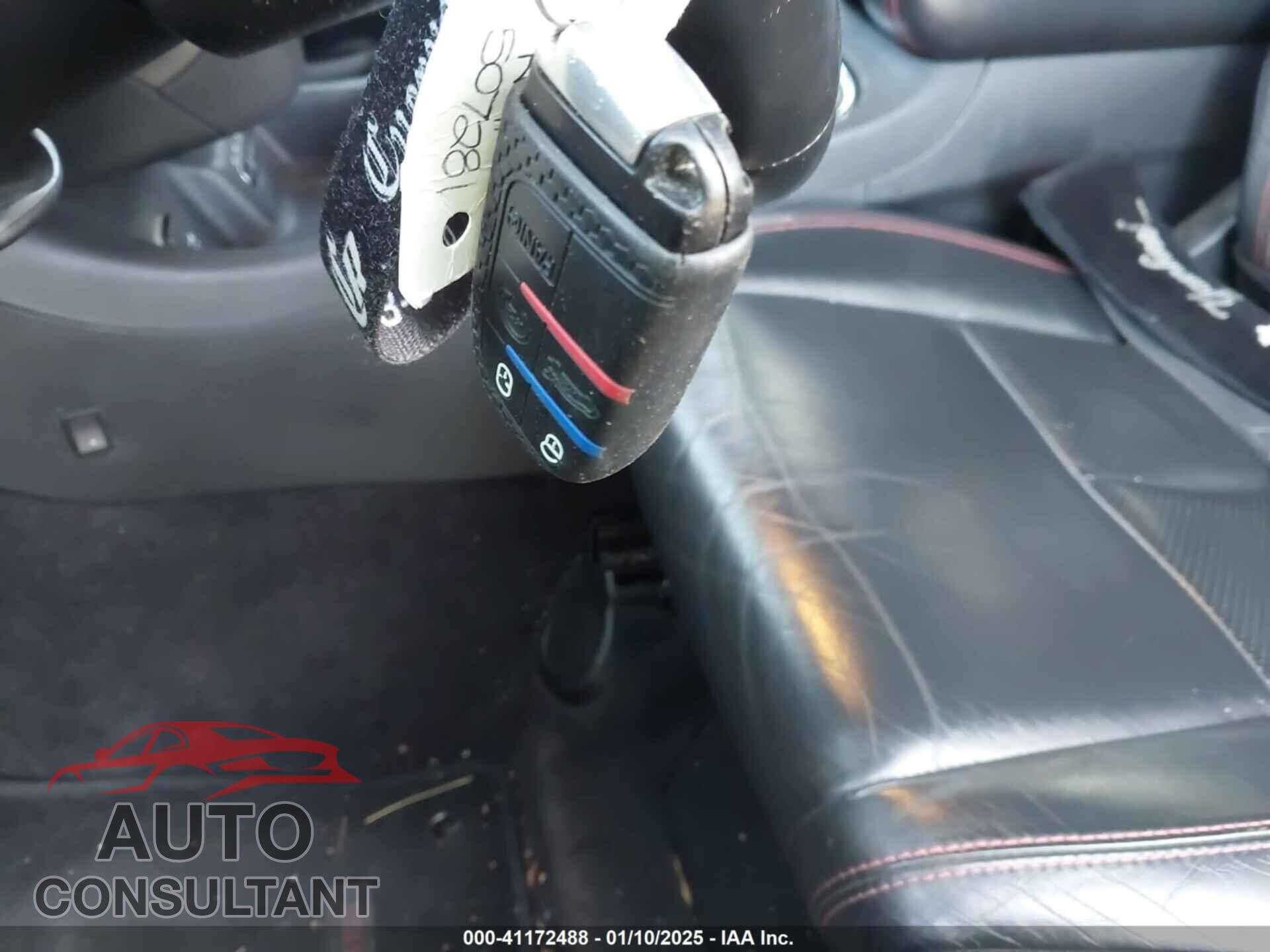 DODGE DURANGO 2015 - 1C4SDJCT8FC223970