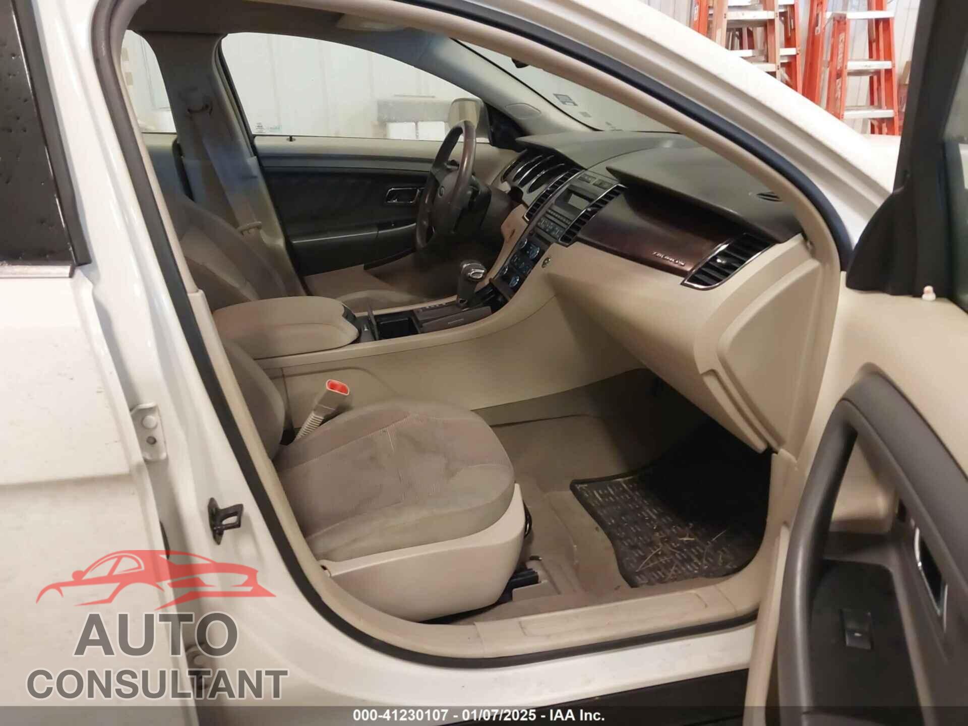 FORD TAURUS 2011 - 1FAHP2EW6BG131408