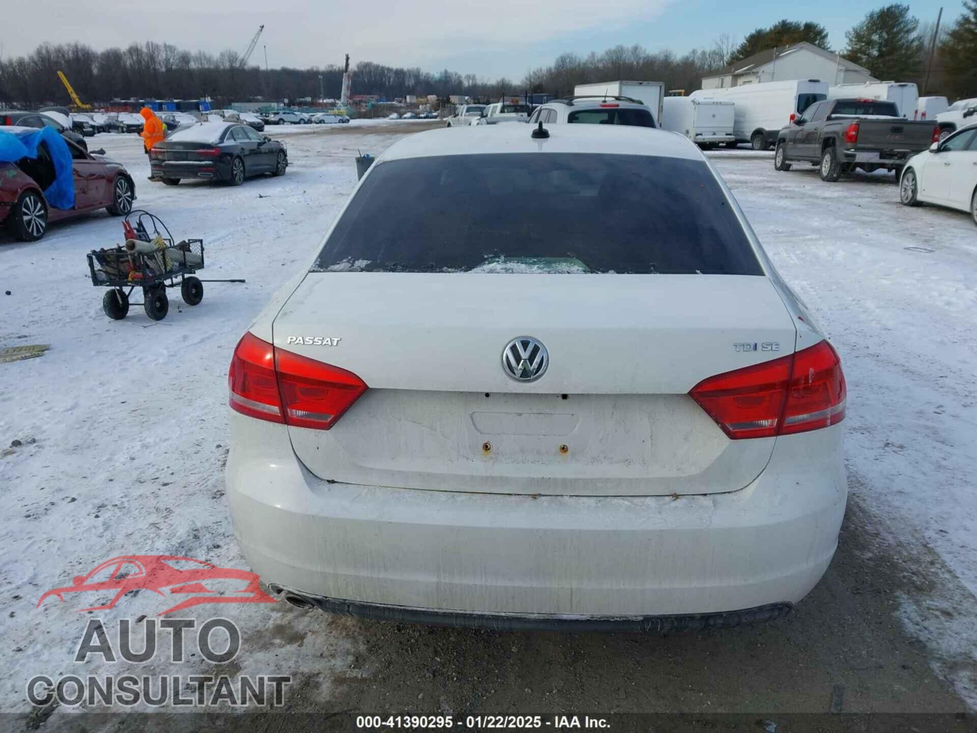 VOLKSWAGEN PASSAT 2012 - 1VWBN7A31CC044441