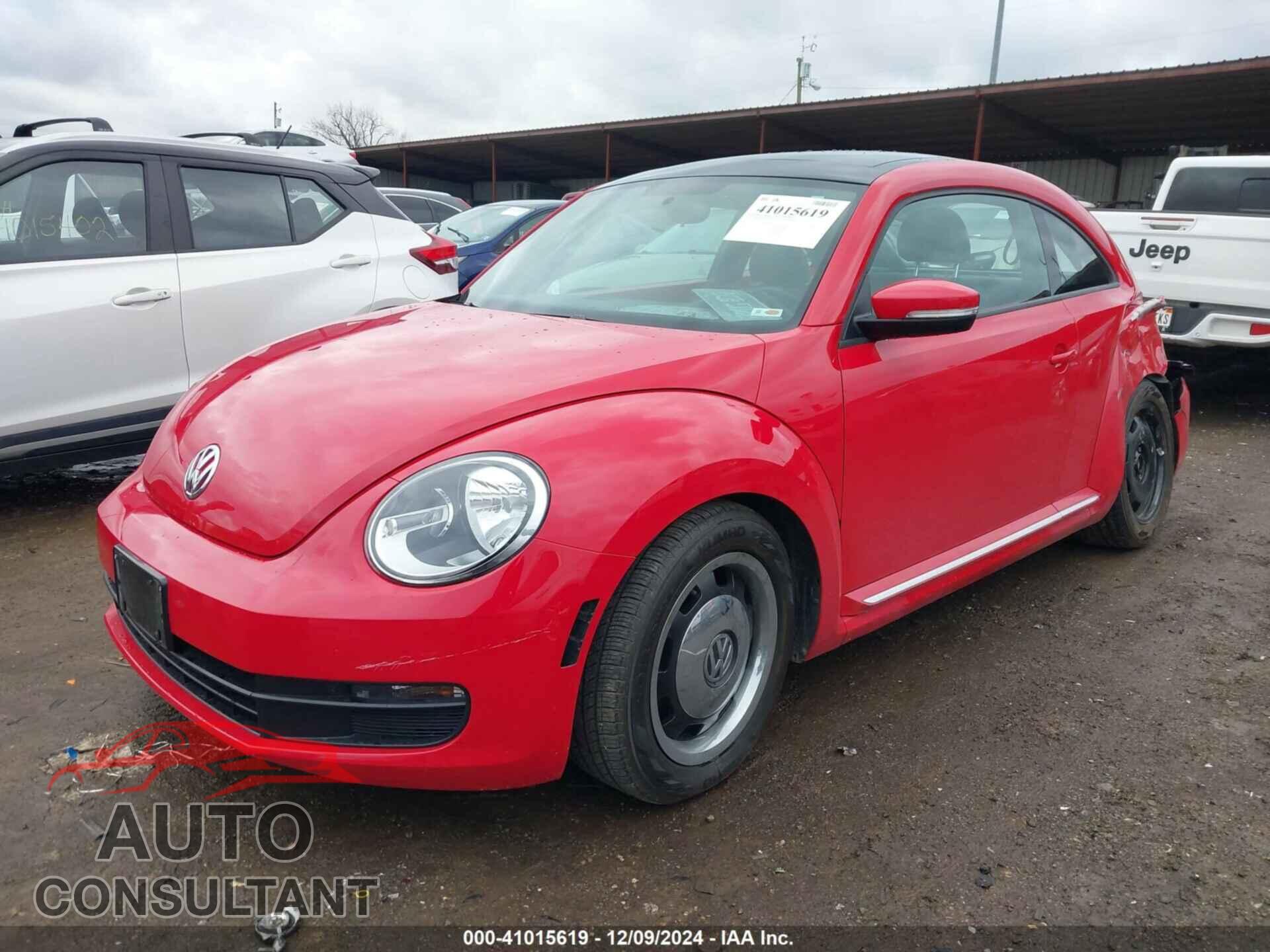 VOLKSWAGEN BEETLE 2012 - 3VWJP7AT8CM638125